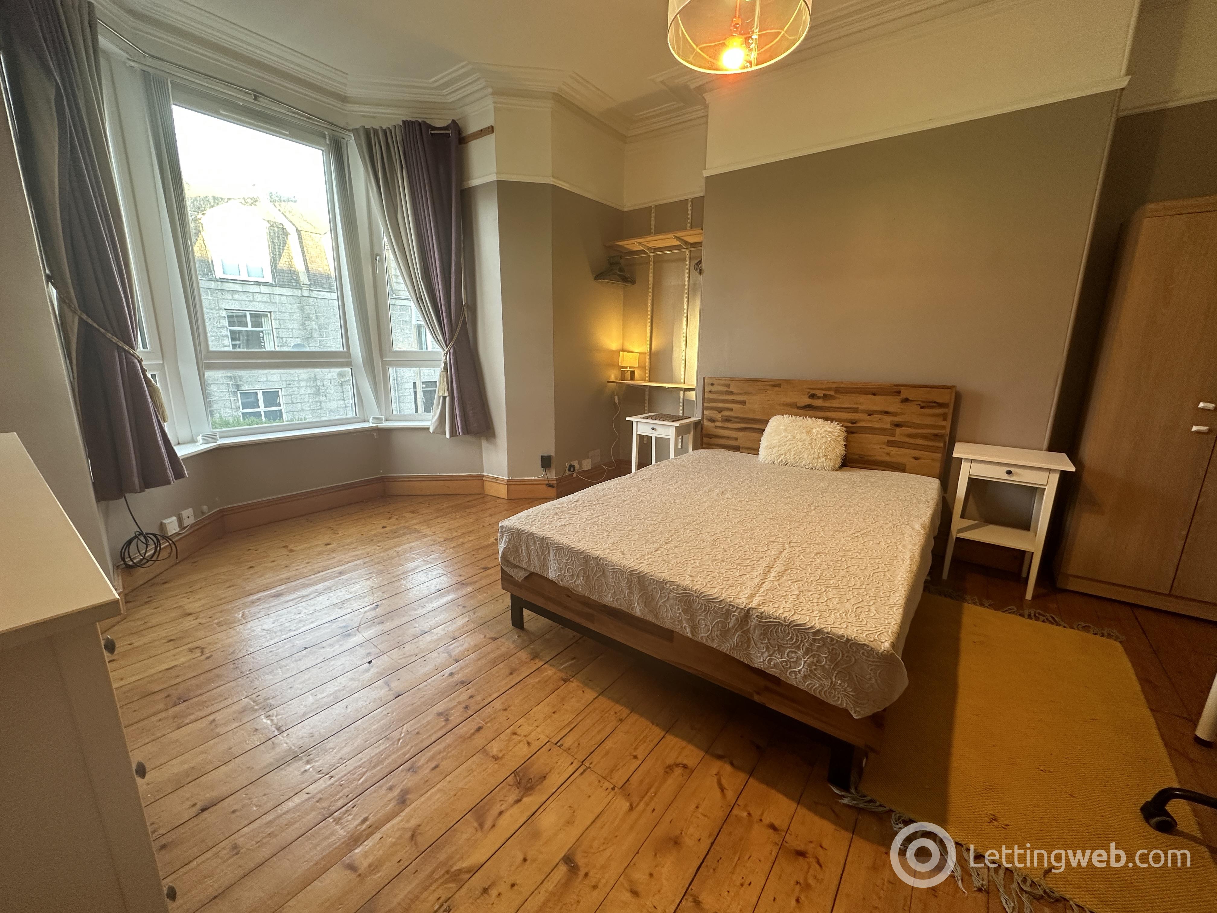 Property to rent in 119 Union Grove