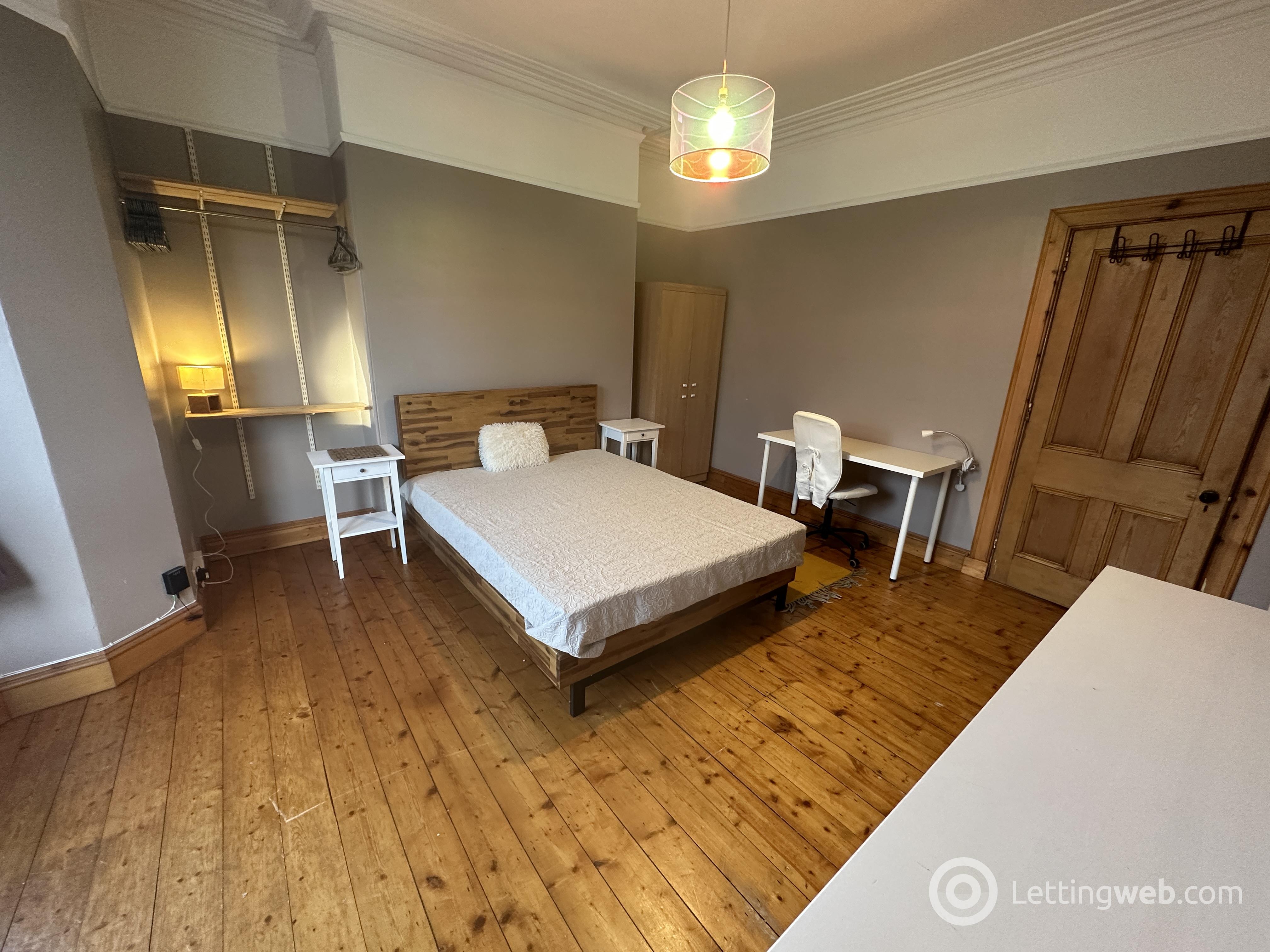 Property to rent in 119 Union Grove