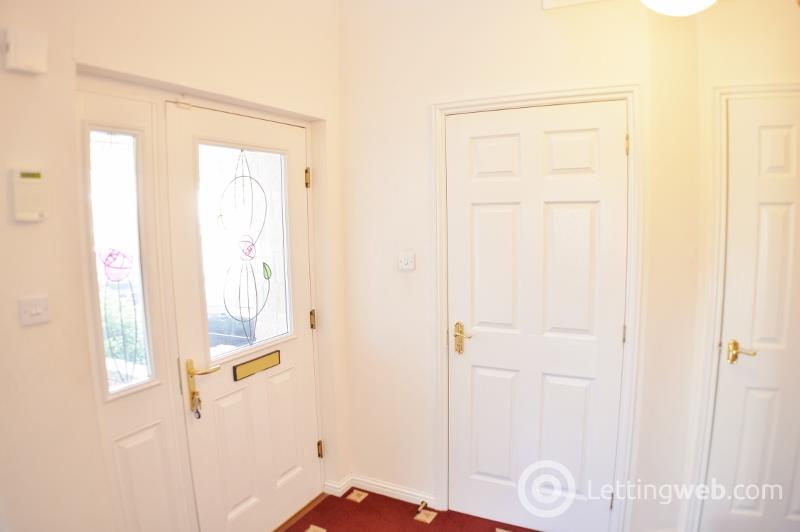 Property to rent in Oak Loan, Baldovie, Broughty Ferry, Dundee