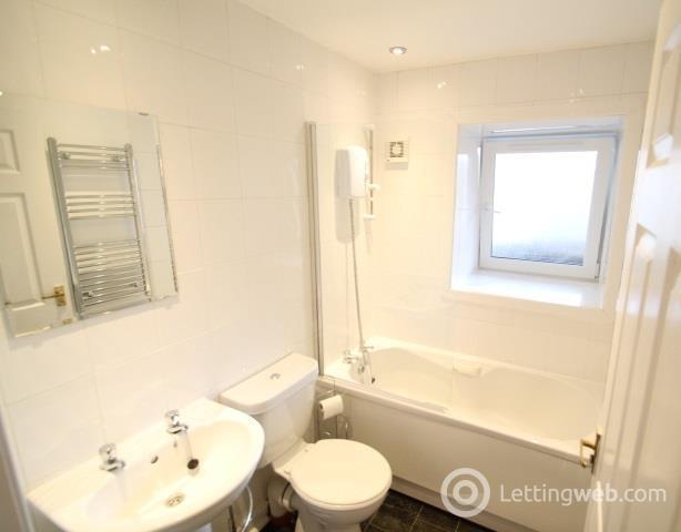 Property to rent in Ann Street, Dundee