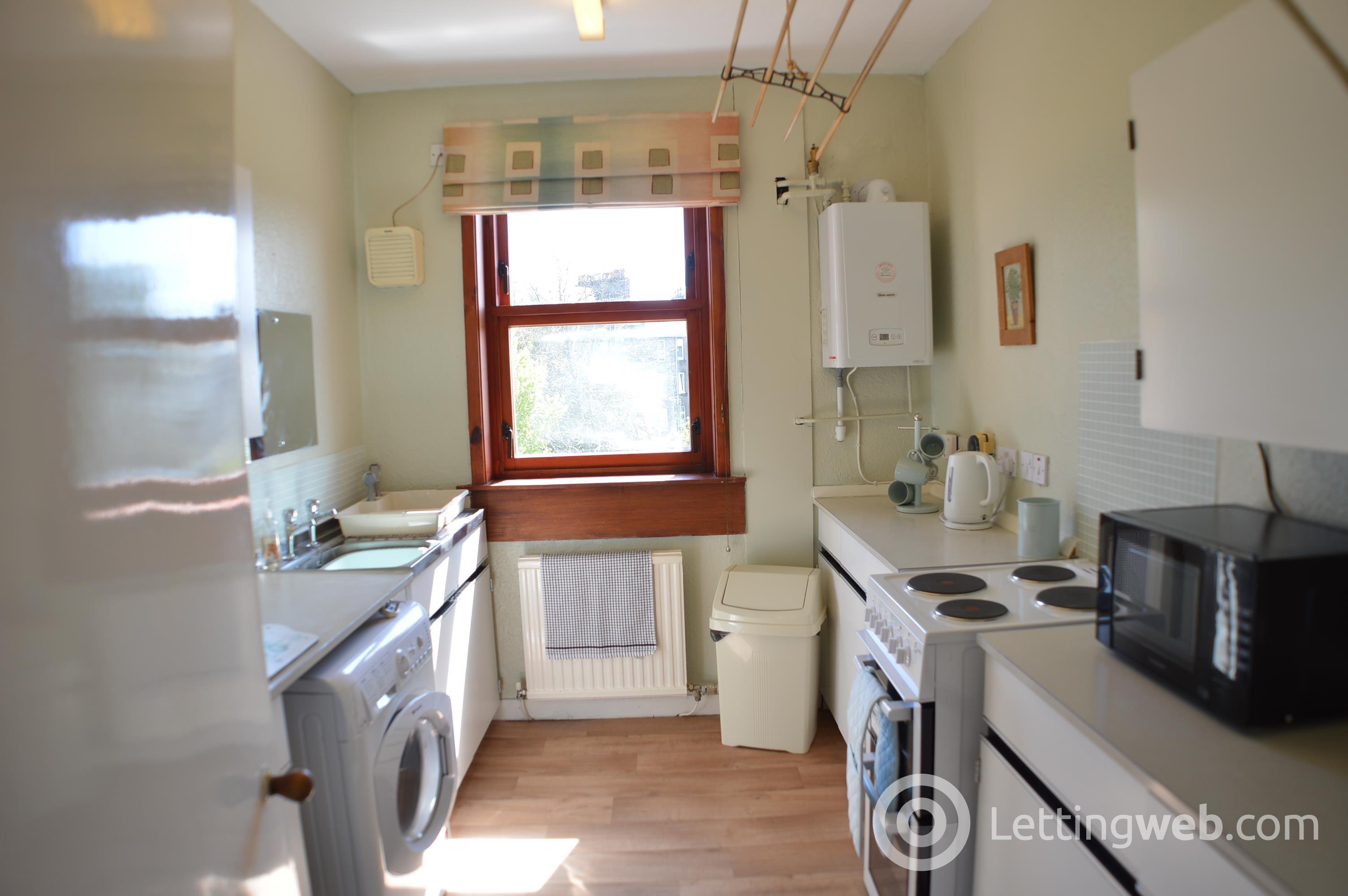 Property to rent in Caird Avenue, Dundee