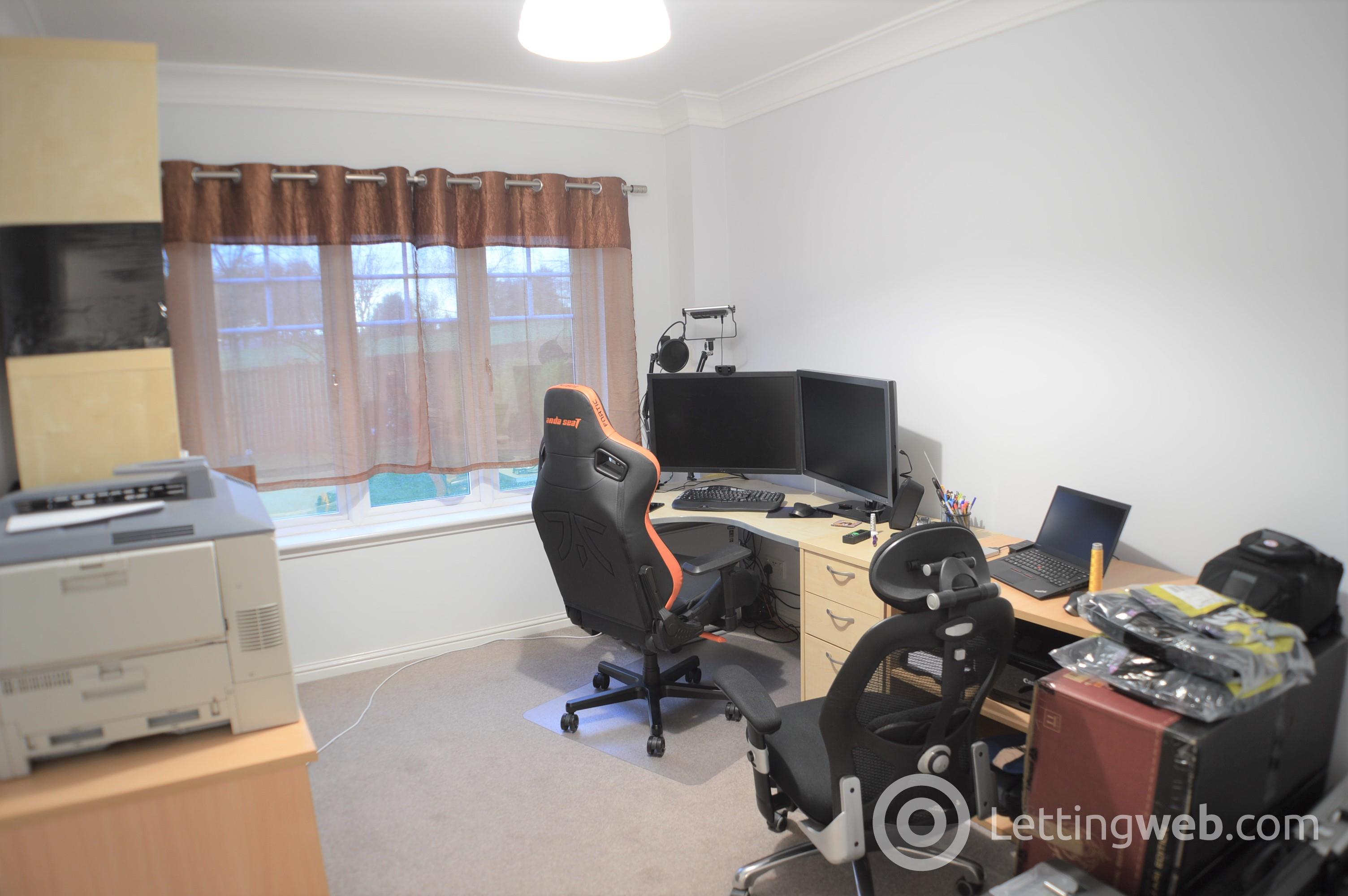 Property to rent in Oak Loan, Baldovie, Broughty Ferry, Dundee