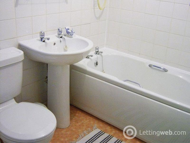 Property to rent in Commercial Street, Kirkcaldy