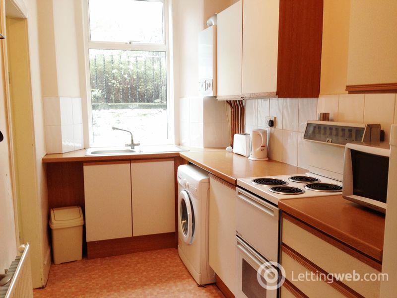 Property to rent in Commercial Street, Kirkcaldy