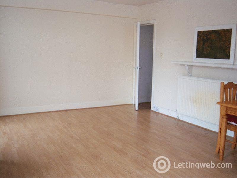 Property to rent in High Street, Kirkcaldy