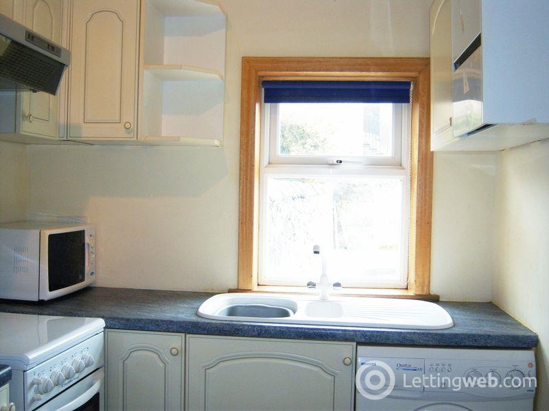 Property to rent in Balfour Street, Kirkcaldy