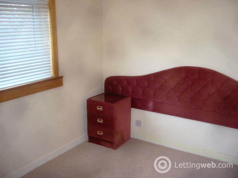 Property to rent in Dunbar Place, Kirkcaldy Lettingweb