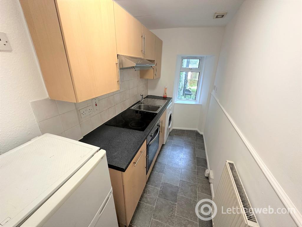 Property to rent in Hutcheon Street, City Centre, Aberdeen, AB25 3RU