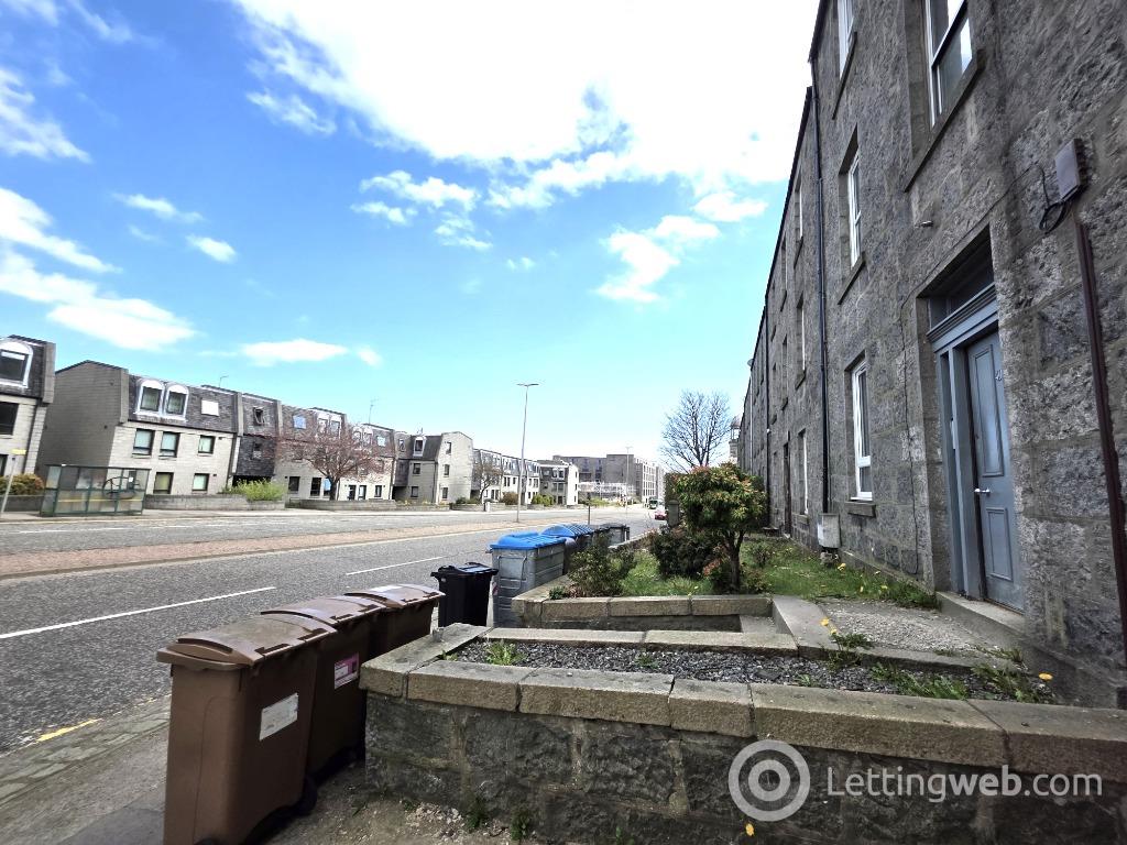 Property to rent in Powis Place, City Centre, Aberdeen, AB25 3TS