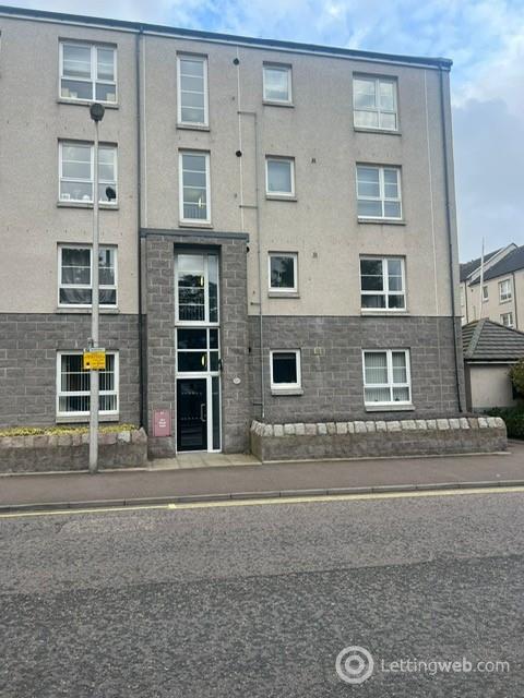 Property to rent in Urquhart Road, City Centre, Aberdeen, AB24 5JP
