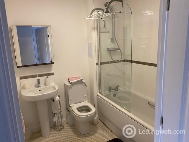 Property to rent in Urquhart Road, City Centre, Aberdeen, AB24 5JP