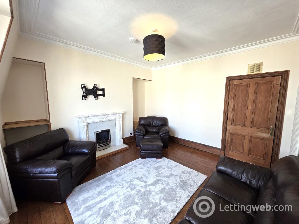 Property to rent in Holburn Street, City Centre, Aberdeen, AB10 6BS