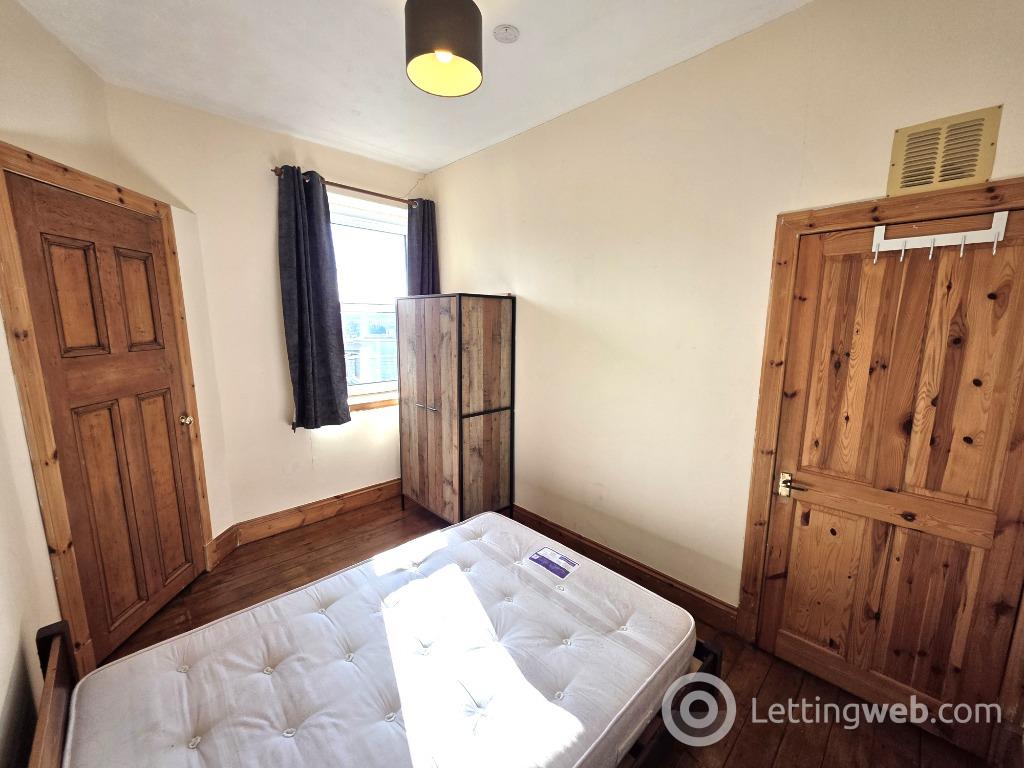 Property to rent in Holburn Street, City Centre, Aberdeen, AB10 6BS