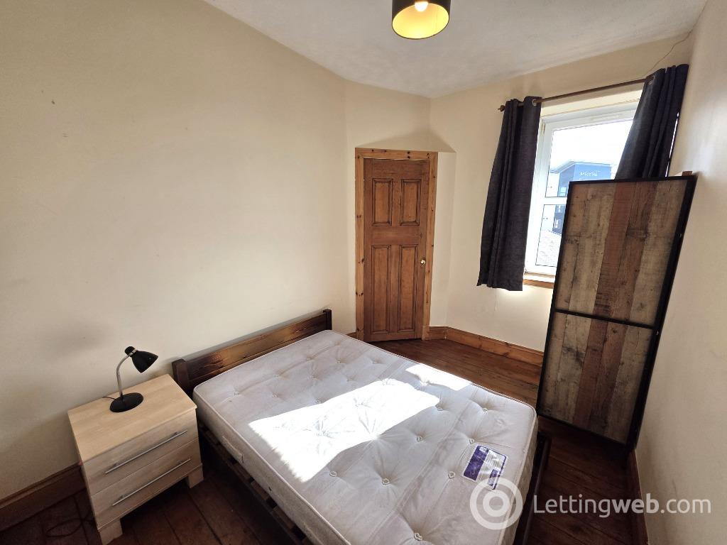 Property to rent in Holburn Street, City Centre, Aberdeen, AB10 6BS