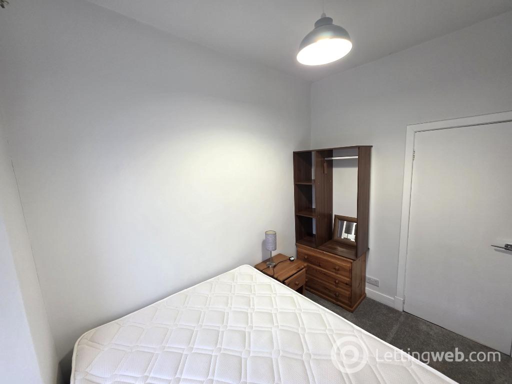 Property to rent in George Street, City Centre, Aberdeen, AB25 3XJ