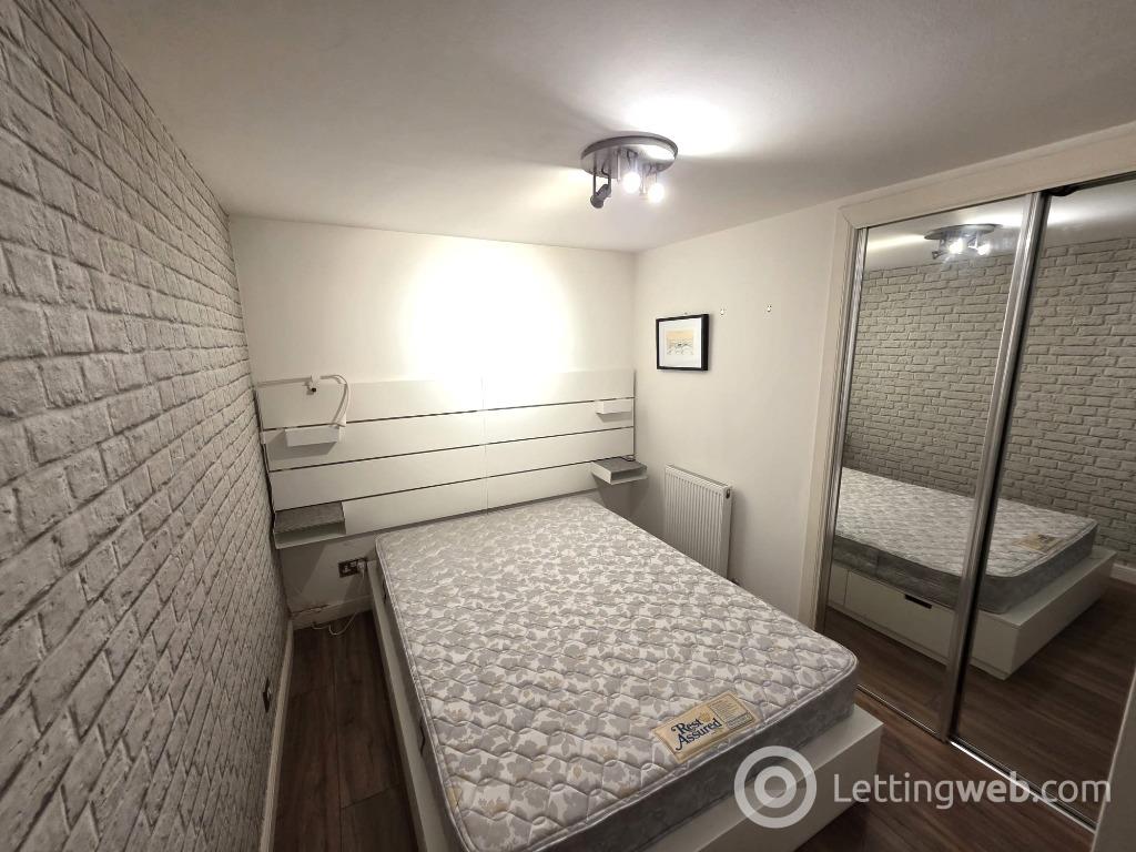 Property to rent in Marischal Street, City Centre, Aberdeen, AB11 5AL