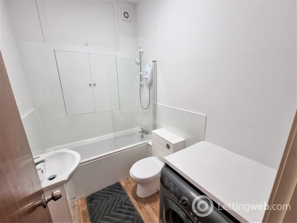 Property to rent in Holburn Street, City Centre, Aberdeen, AB10 7FN