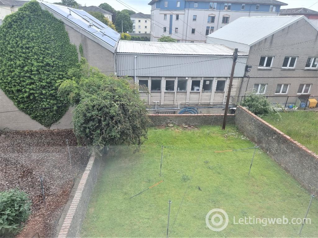 Property to rent in Holburn Street, City Centre, Aberdeen, AB10 7FN