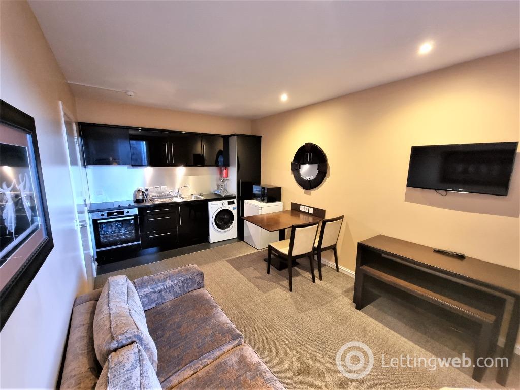 Property to rent in Rosemount Viaduct, Rosemount, Aberdeen, AB25 1NU