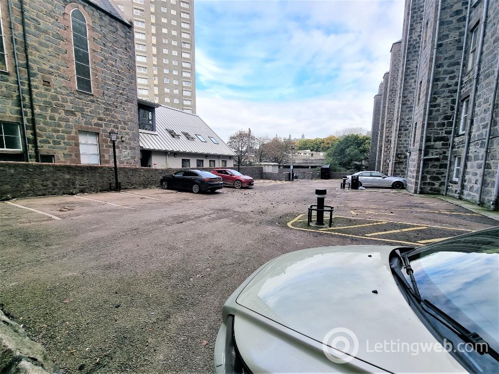 Property to rent in Rosemount Viaduct, Rosemount, Aberdeen, AB25 1NU