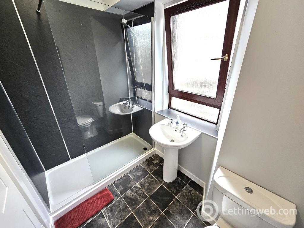 Property to rent in George Street, City Centre, Aberdeen, AB25 3XN
