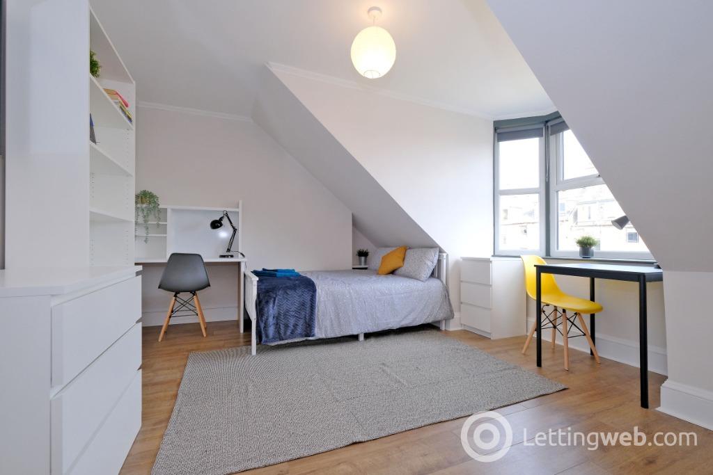 Property to rent in Holburn Street, City Centre, Aberdeen, AB10 7FQ