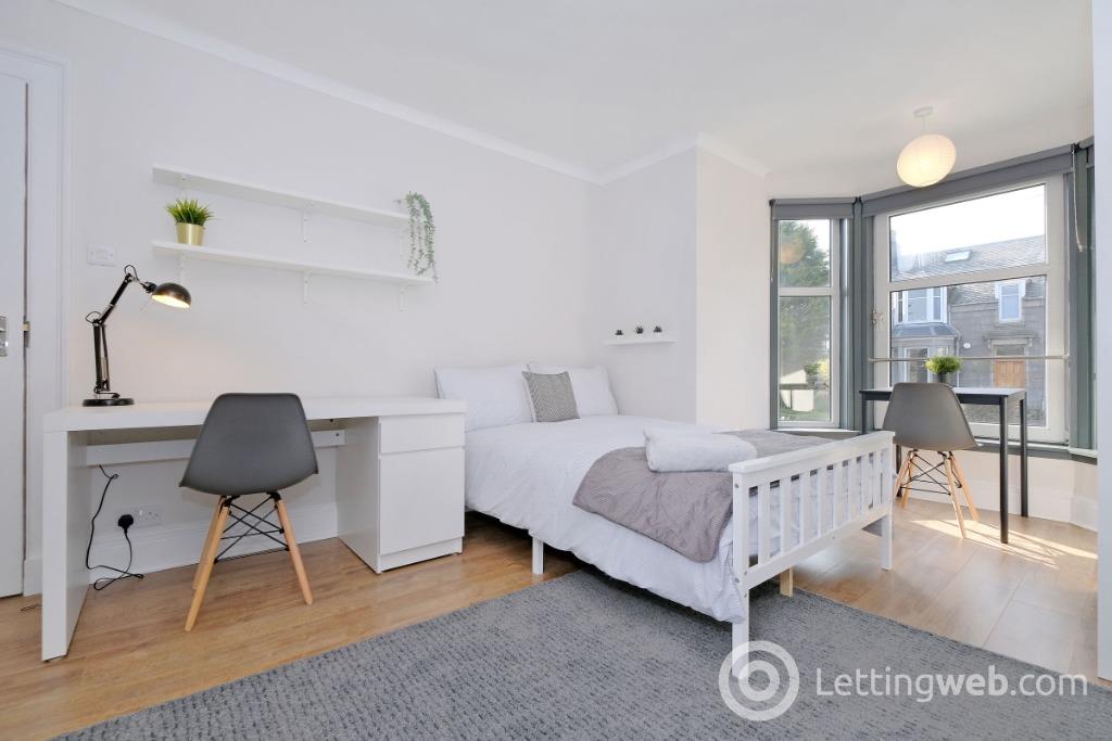 Property to rent in Holburn Street, City Centre, Aberdeen, AB10 7FQ