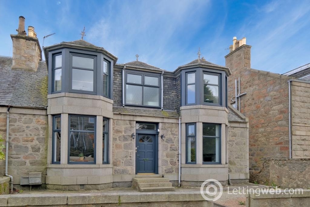 Property to rent in Holburn Street, City Centre, Aberdeen, AB10 7FQ