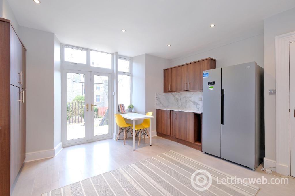 Property to rent in Holburn Street, City Centre, Aberdeen, AB10 7FQ