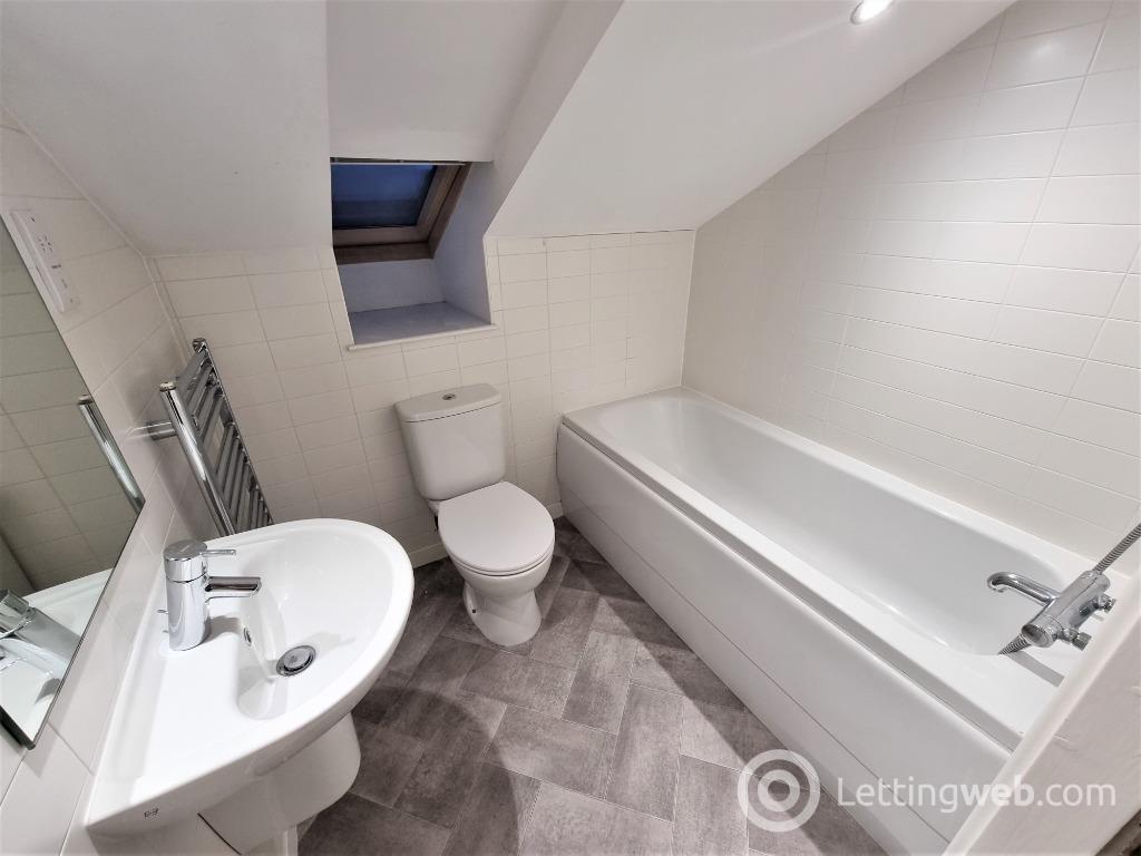 Property to rent in Urquhart Road, City Centre, Aberdeen, AB24 5DN
