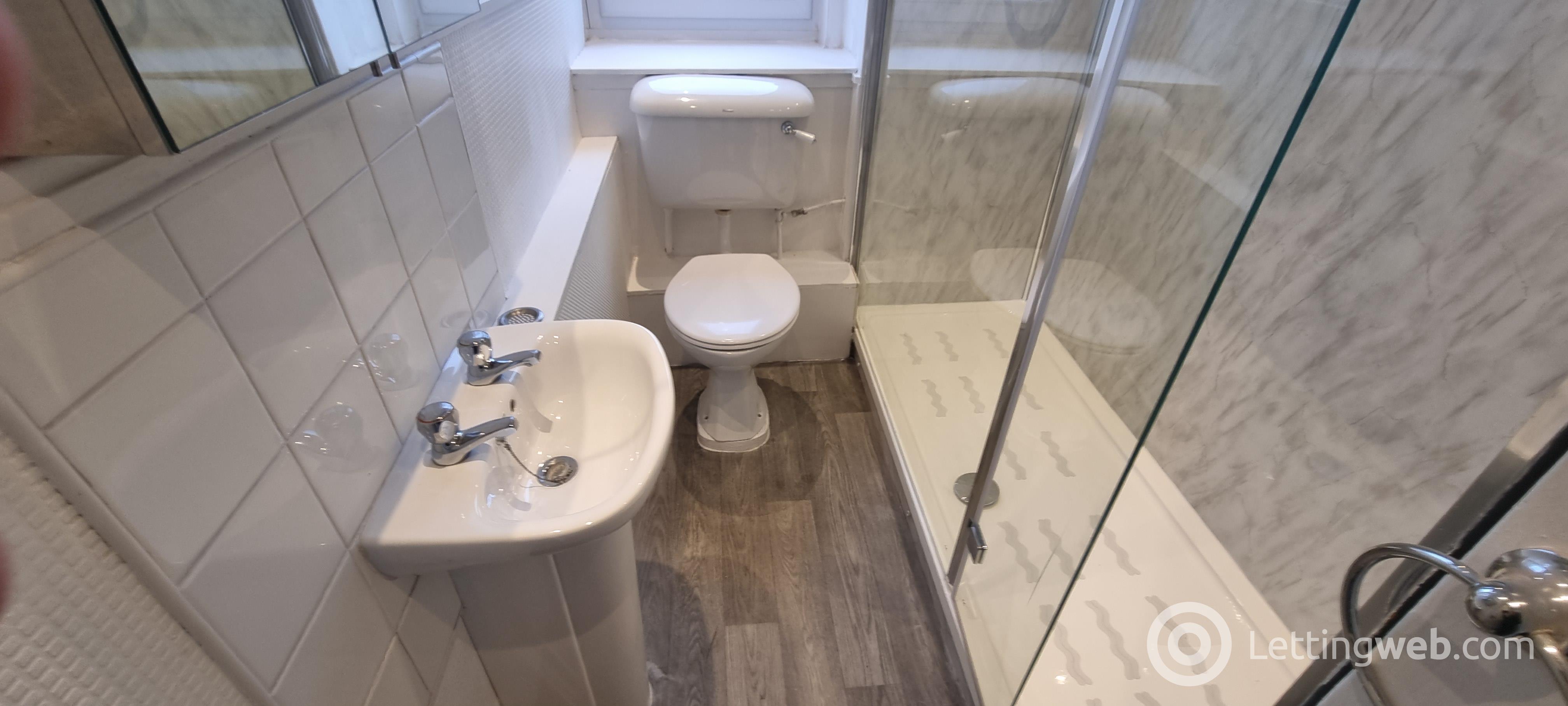 Property to rent in 1/R, 135 Clepington Road, Dundee, DD3 7PA