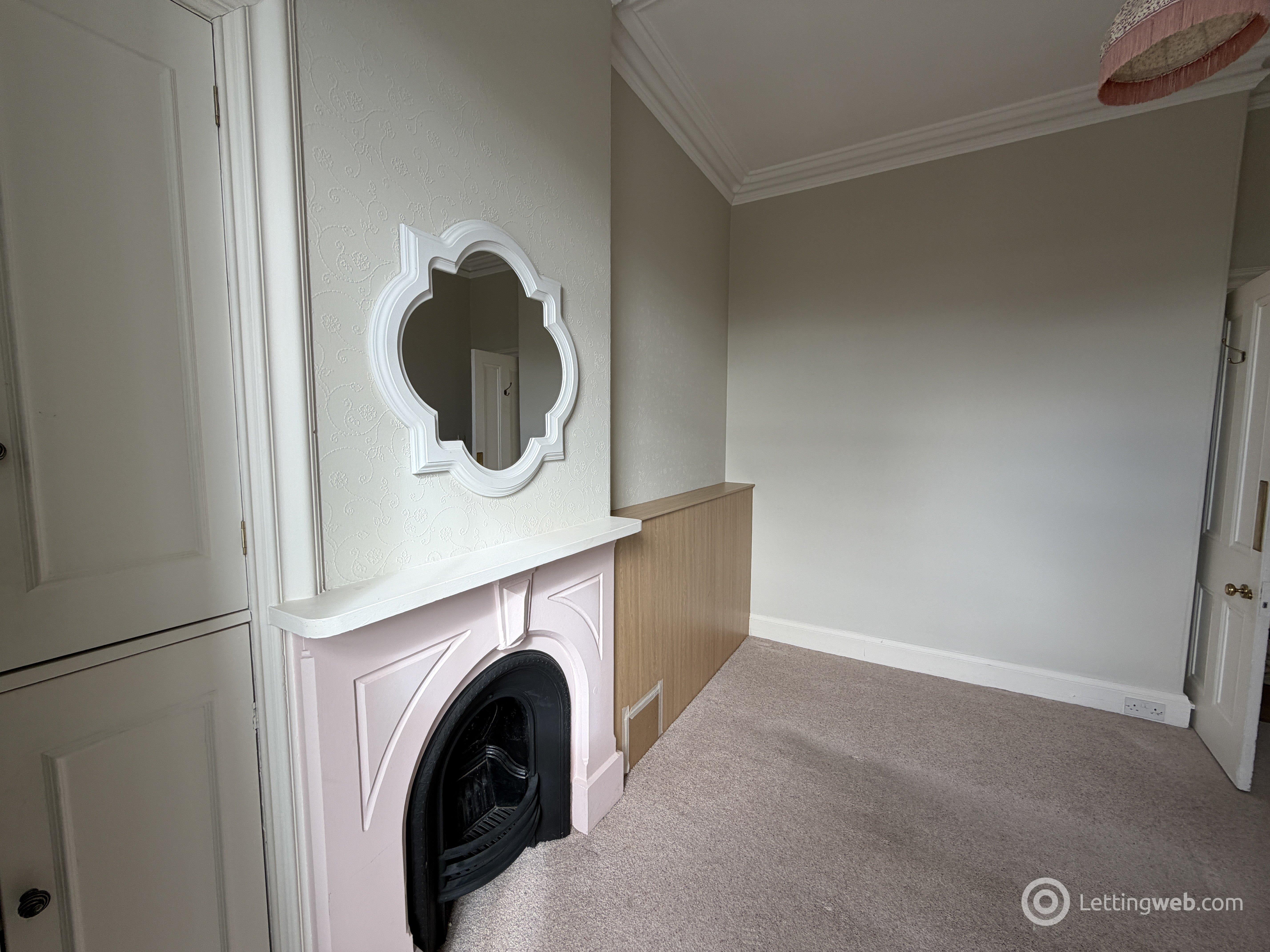 Property to rent in Melville Terrace