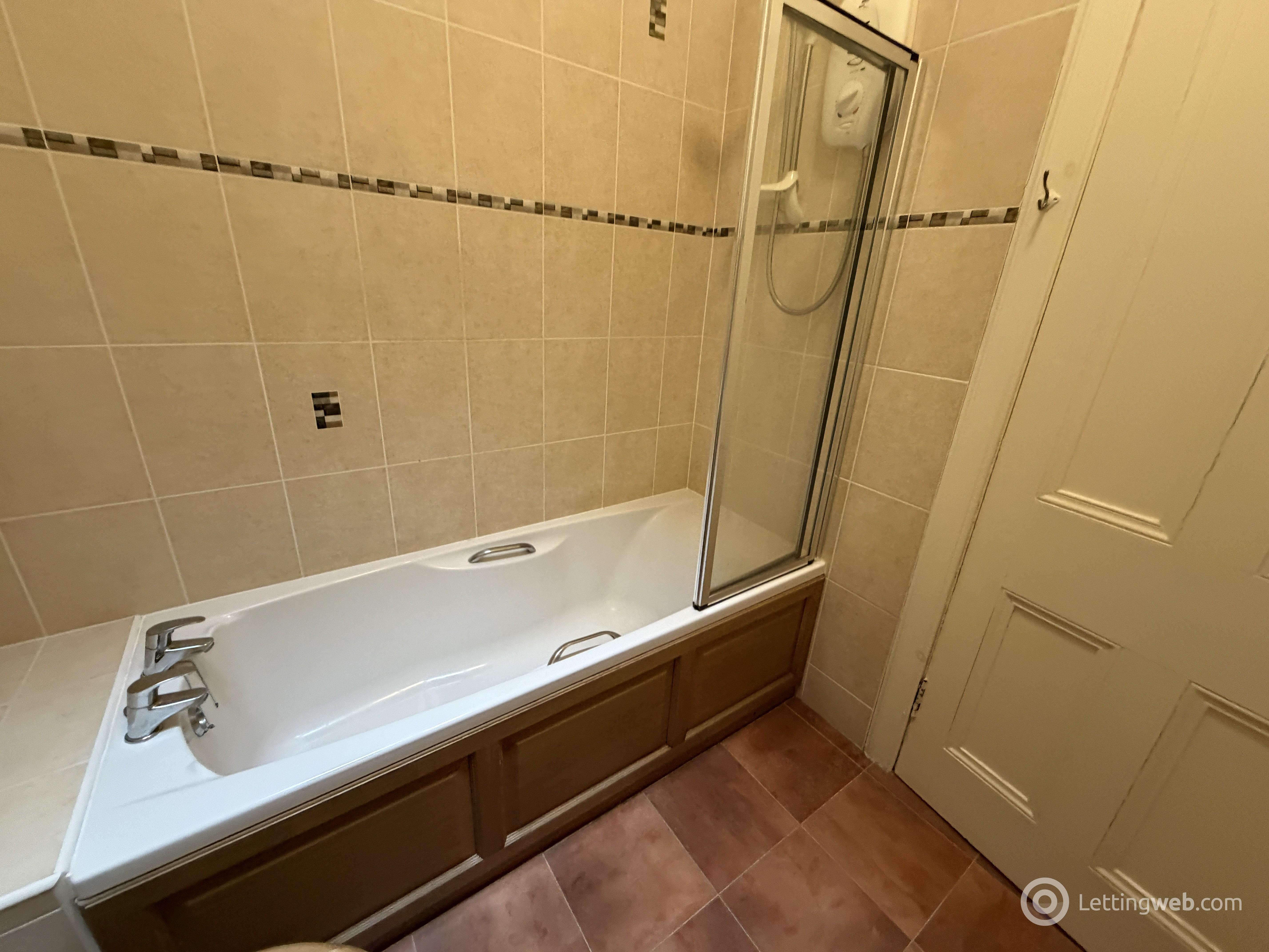 Property to rent in Melville Terrace