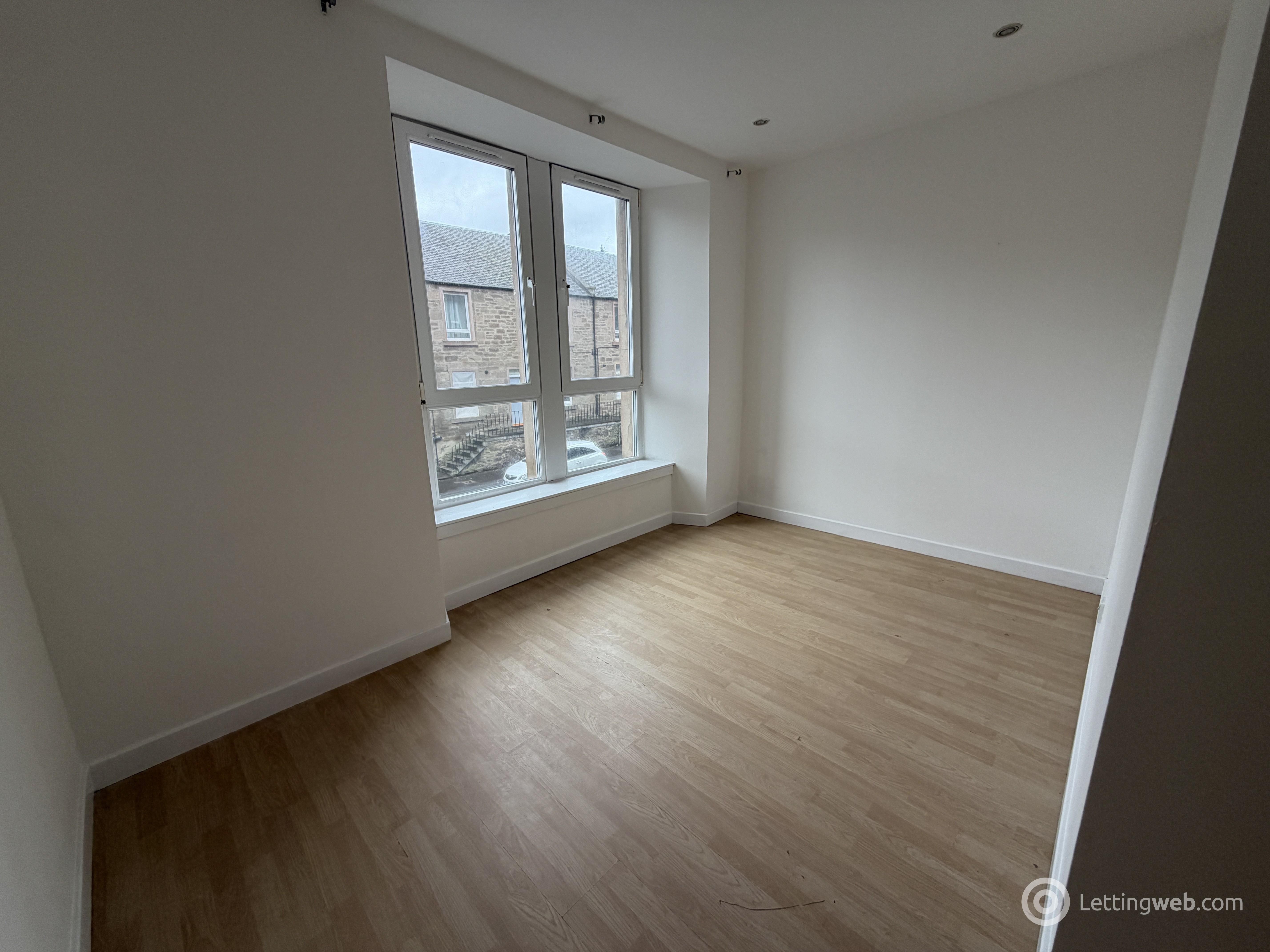 Property to rent in 1/R, 5 Pitfour Street, Dundee, DD2 2NT