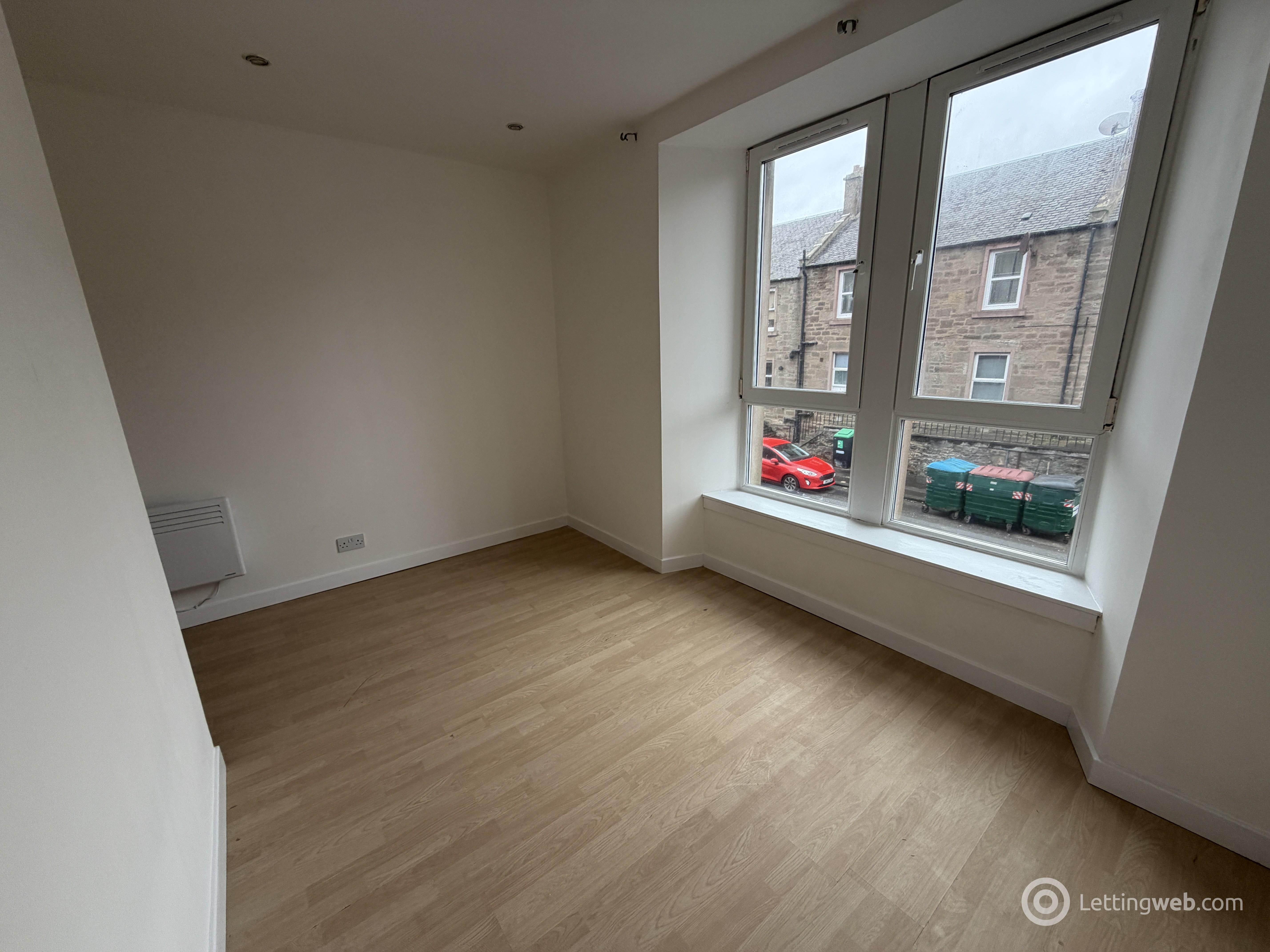 Property to rent in 1/R, 5 Pitfour Street, Dundee, DD2 2NT