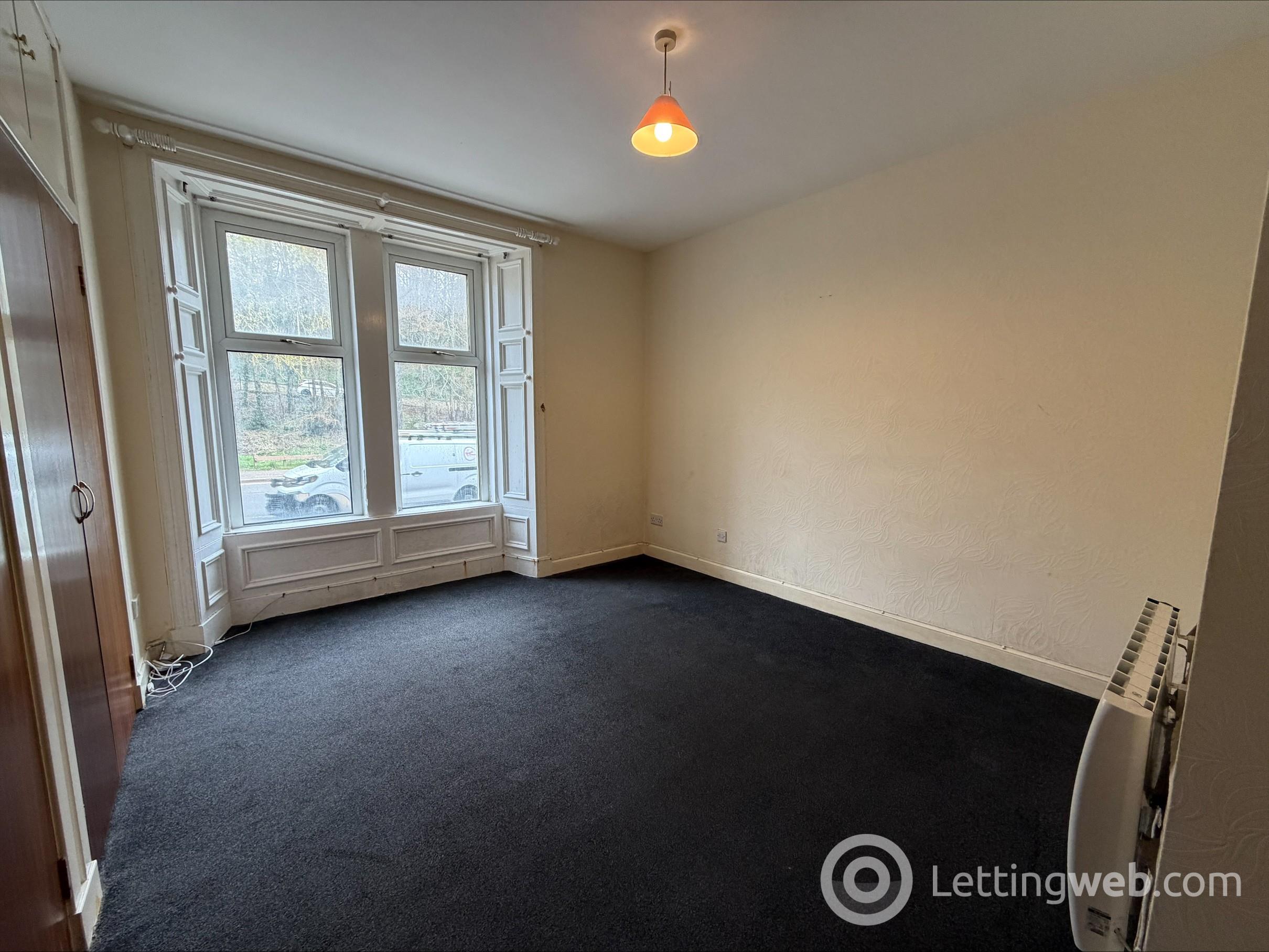 Property to rent in G/L, 176 Lochee Road, Dundee, DD2 2NG