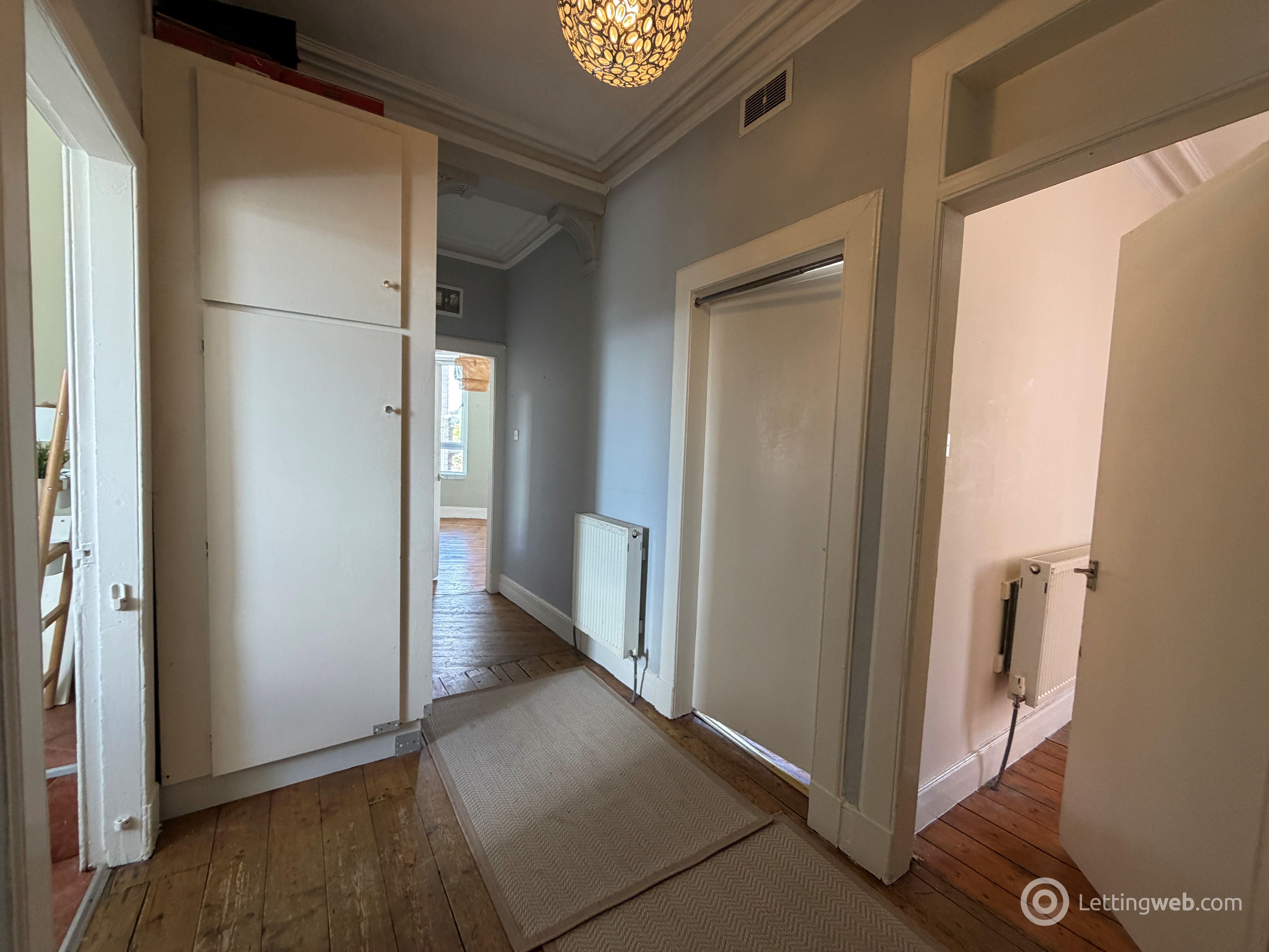 Property to rent in 3C, Arbroath Road, Dundee, DD4 6EW