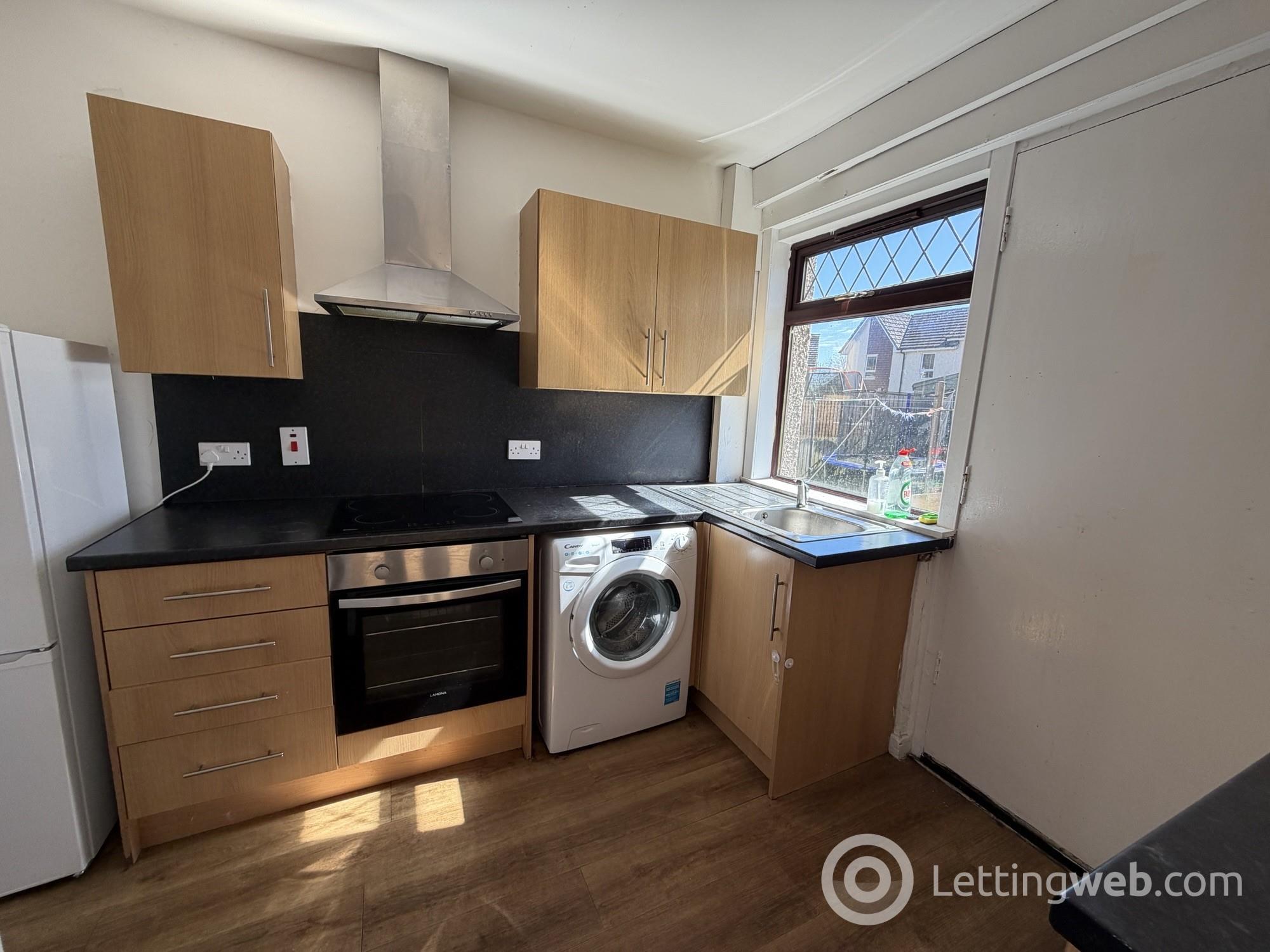 Property to rent in 31 Ashmore Street, Dundee, DD3 0DS
