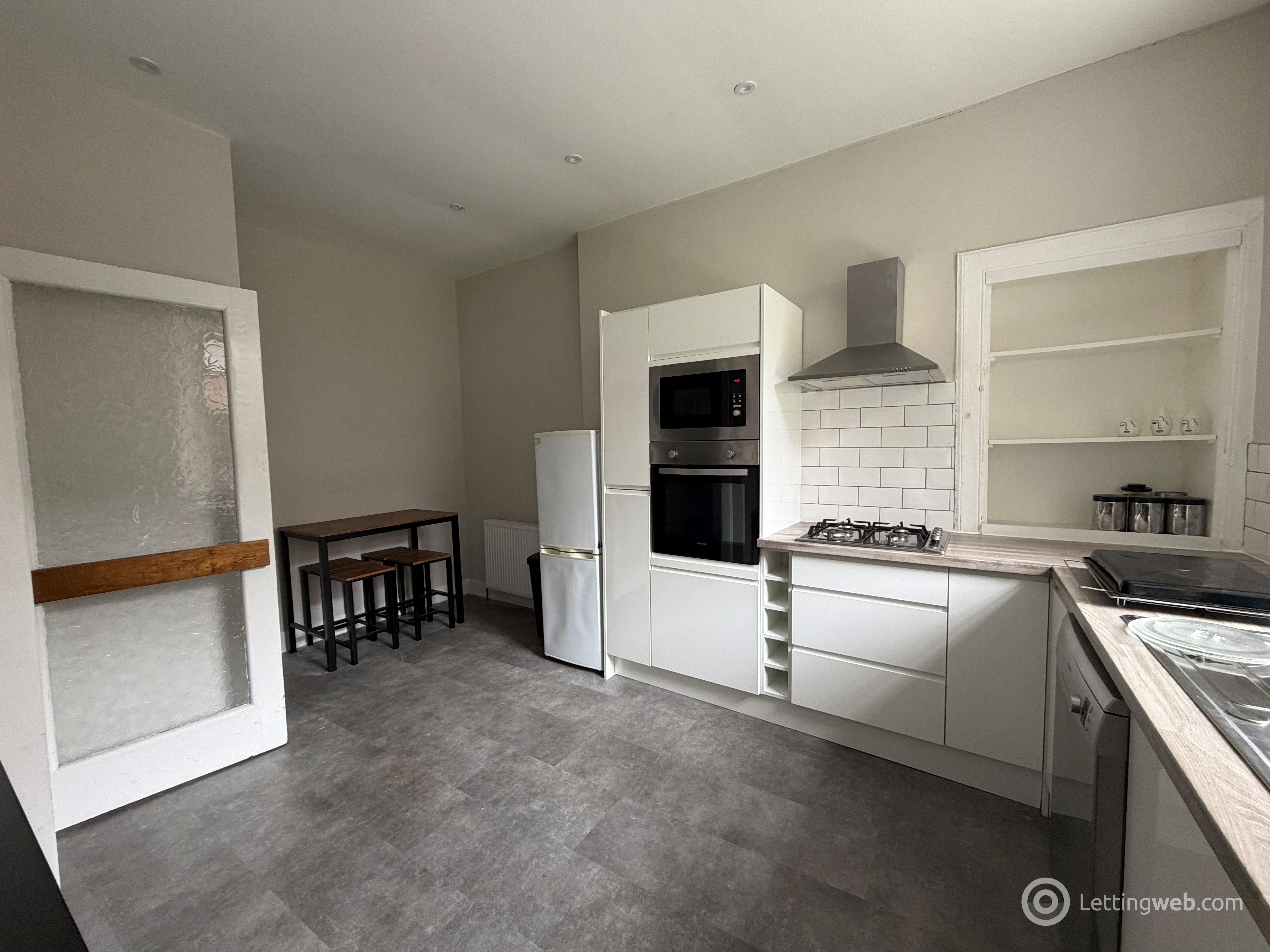 Property to rent in 1 Gowrie Street