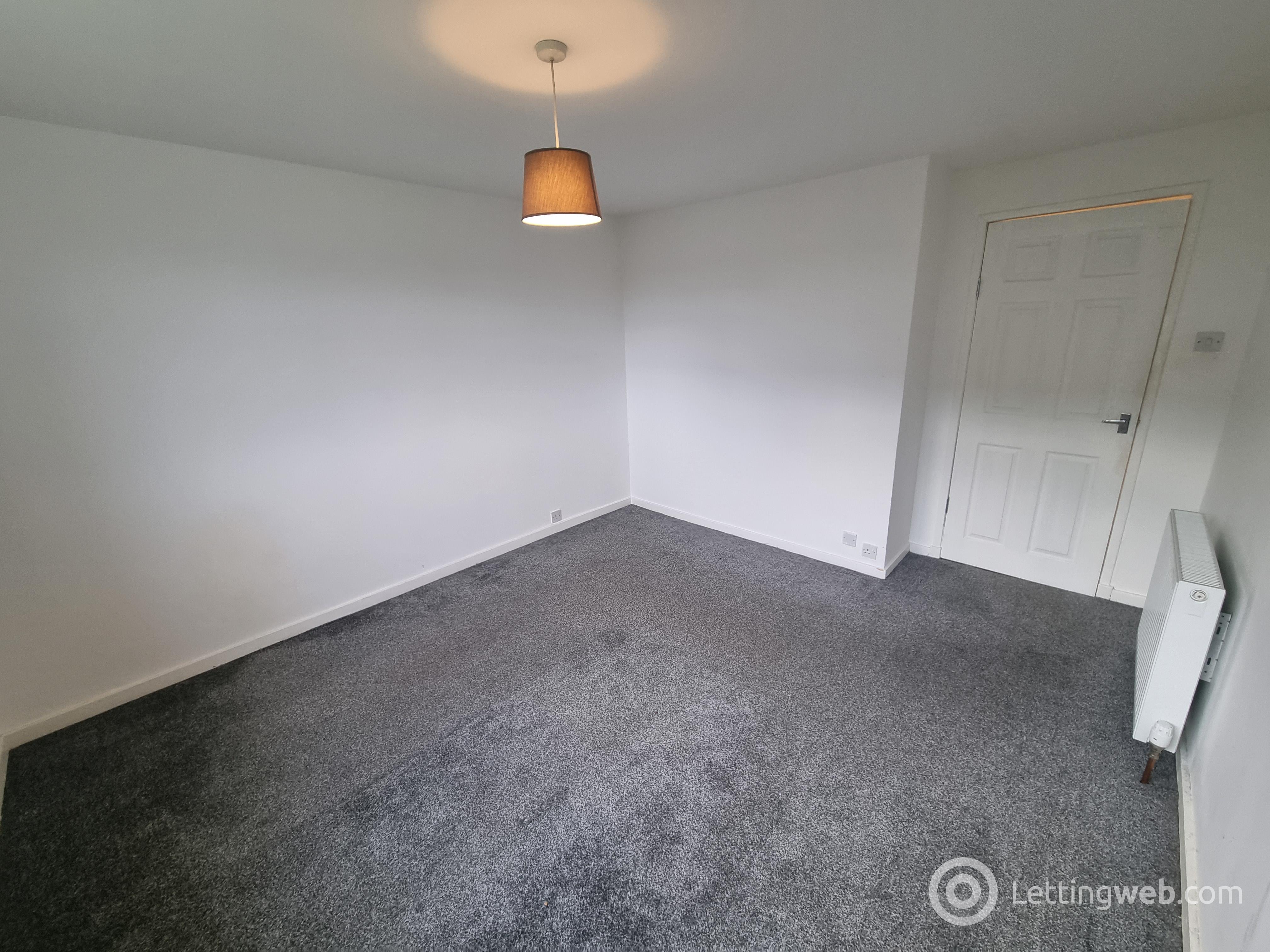Property to rent in 8D, Balunie Place, Dundee, DD4 8ST