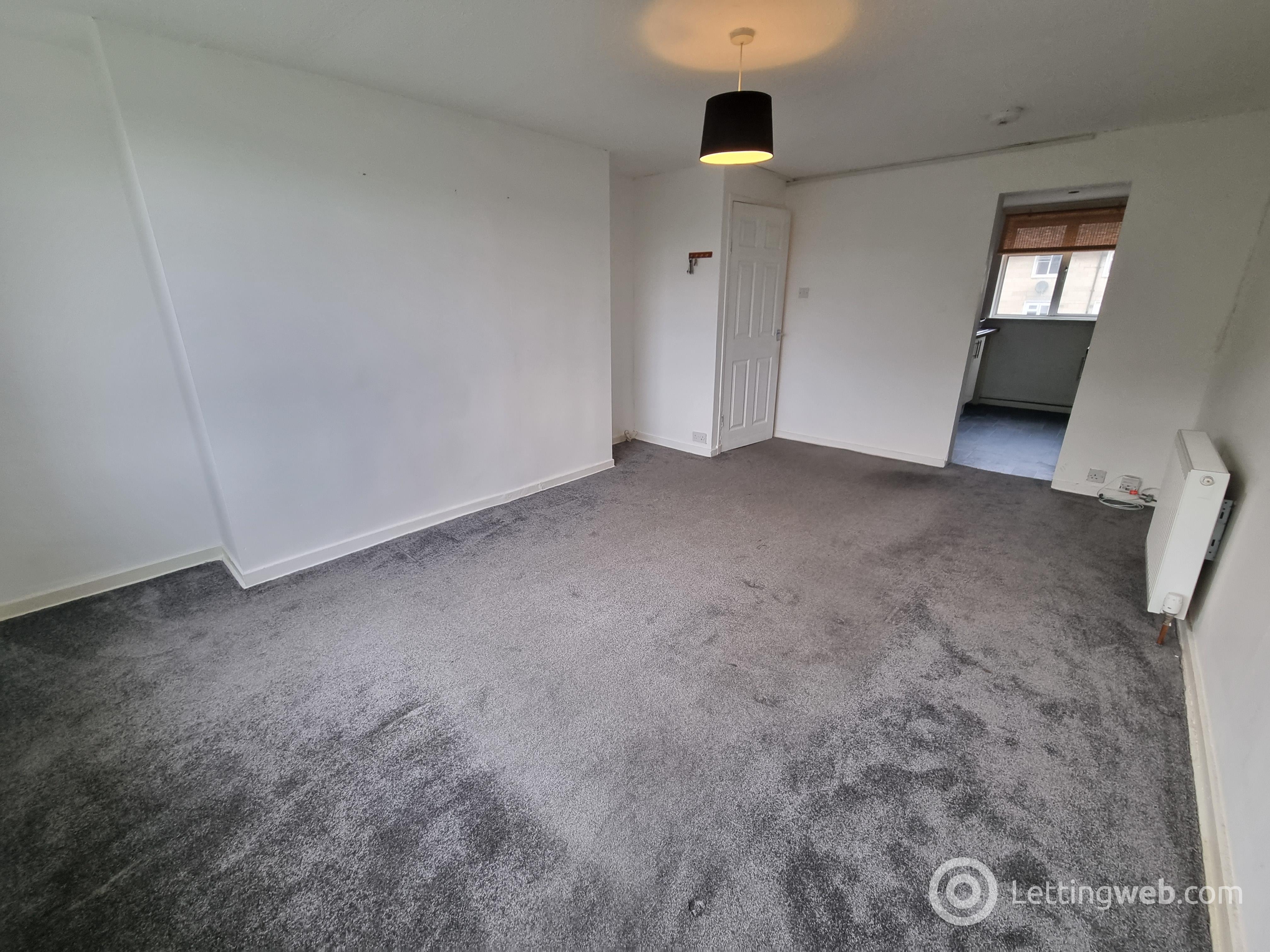 Property to rent in 8D, Balunie Place, Dundee, DD4 8ST