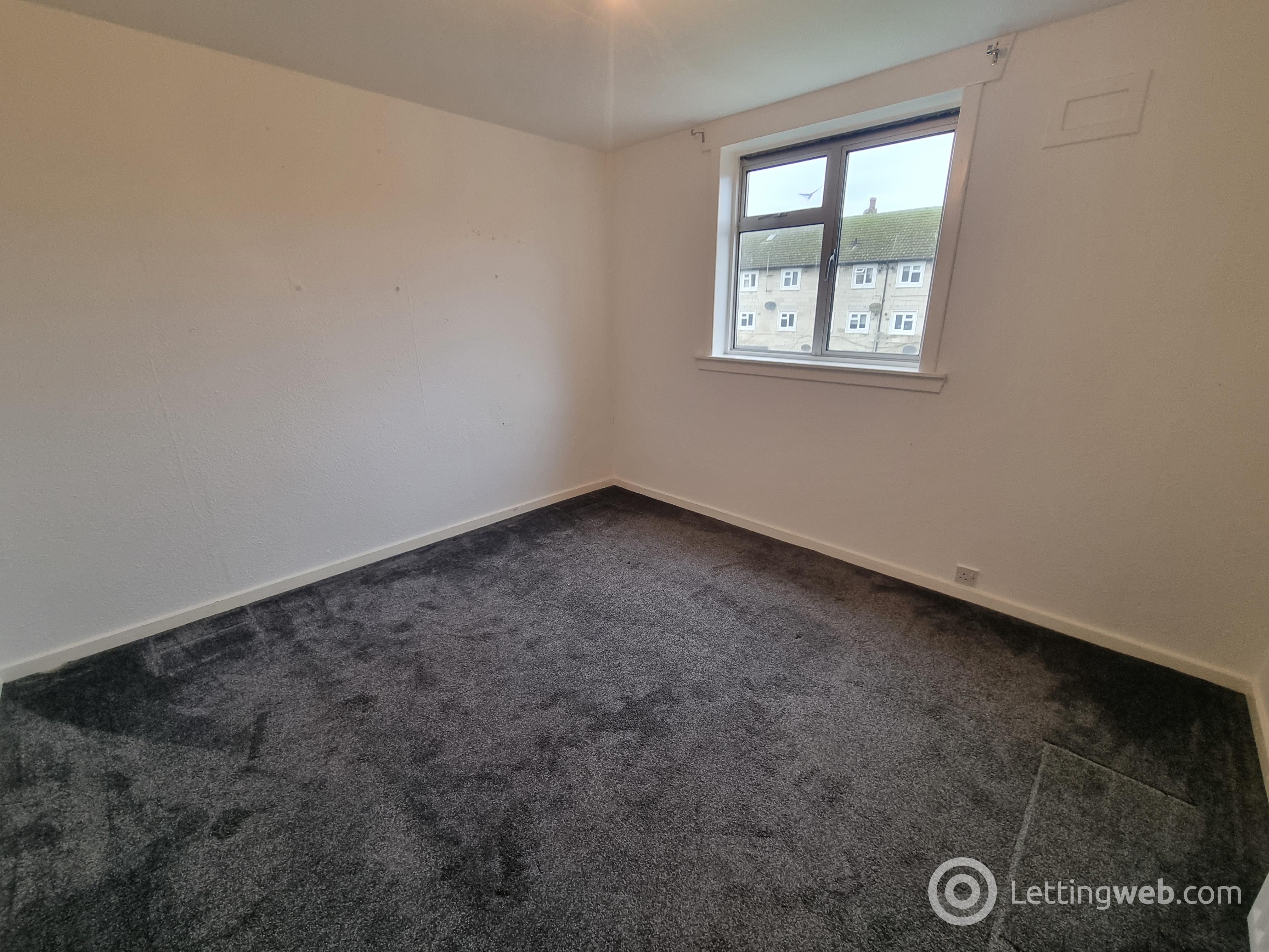 Property to rent in 8D, Balunie Place, Dundee, DD4 8ST