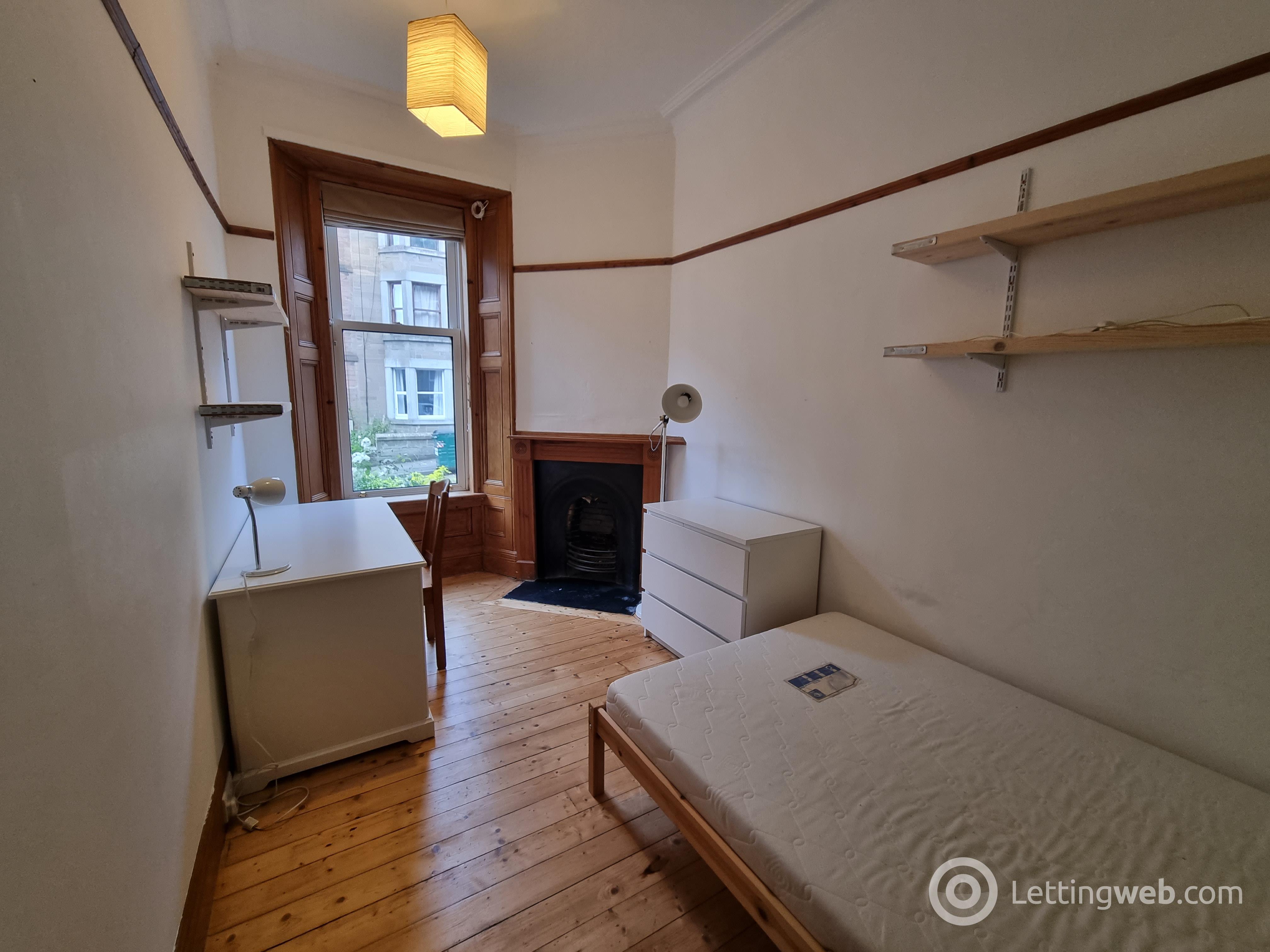 Property to rent in 7 Bellefield Avenue, Dundee, DD1 4NG