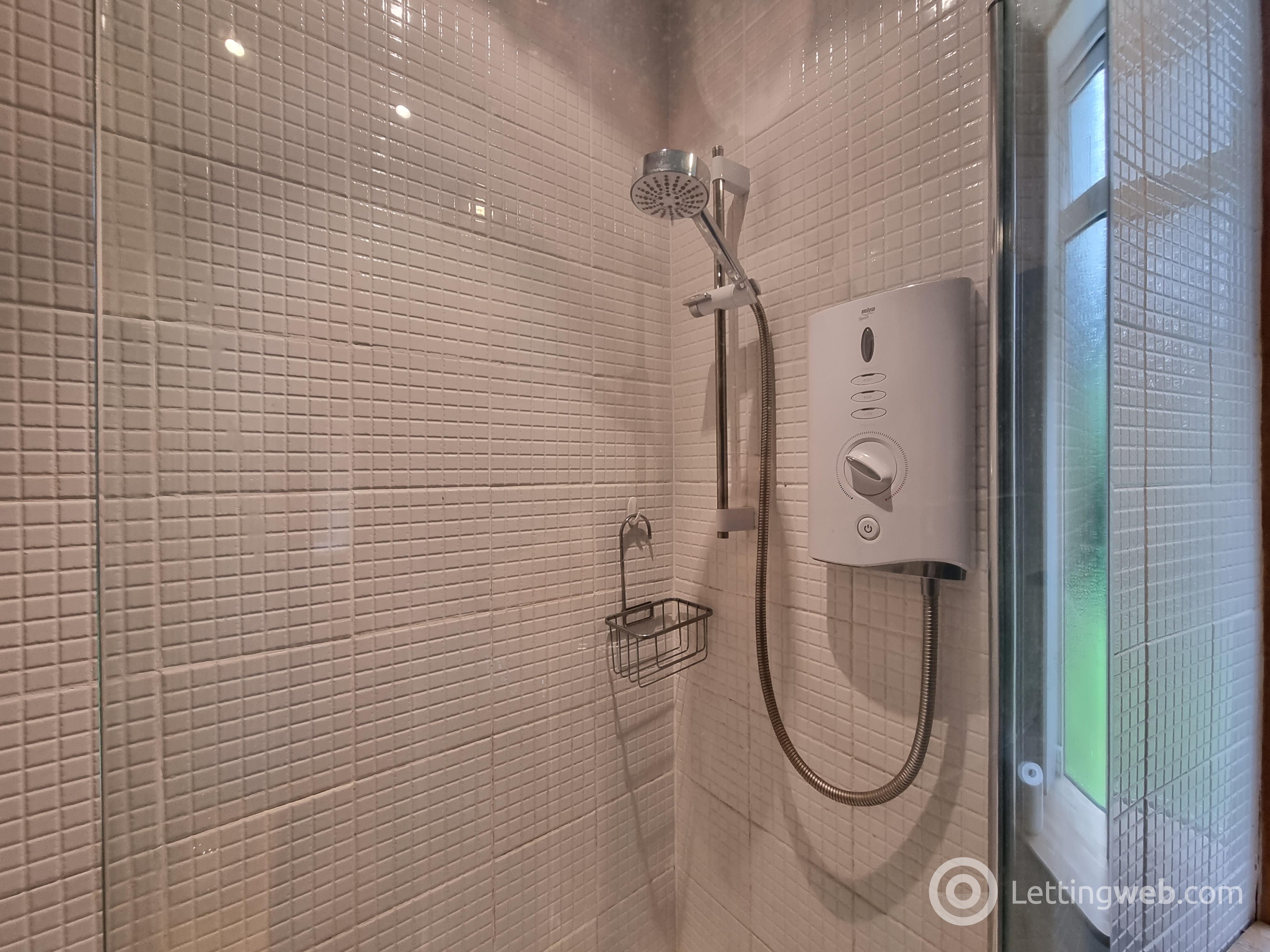 Property to rent in 7 Bellefield Avenue, Dundee, DD1 4NG