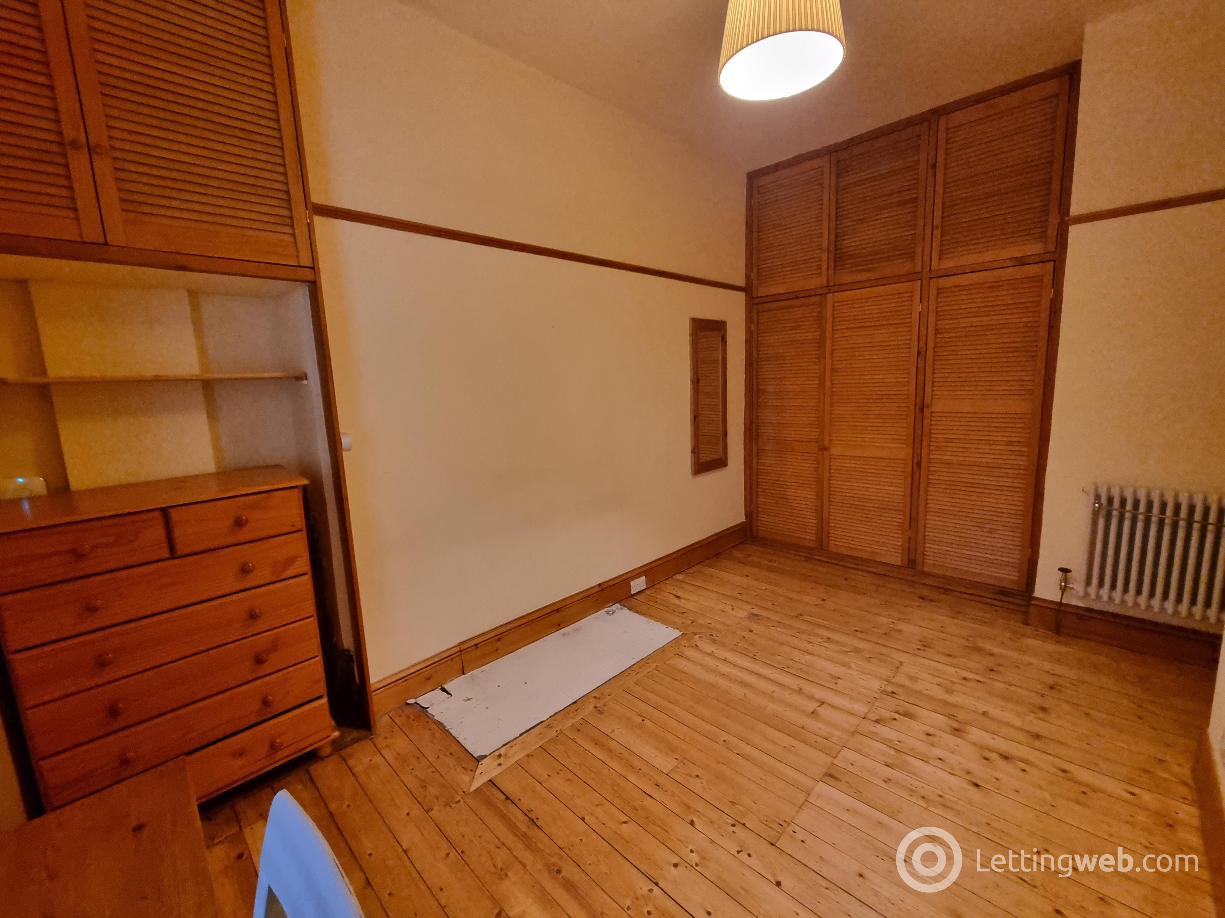 Property to rent in 7 Bellefield Avenue, Dundee, DD1 4NG