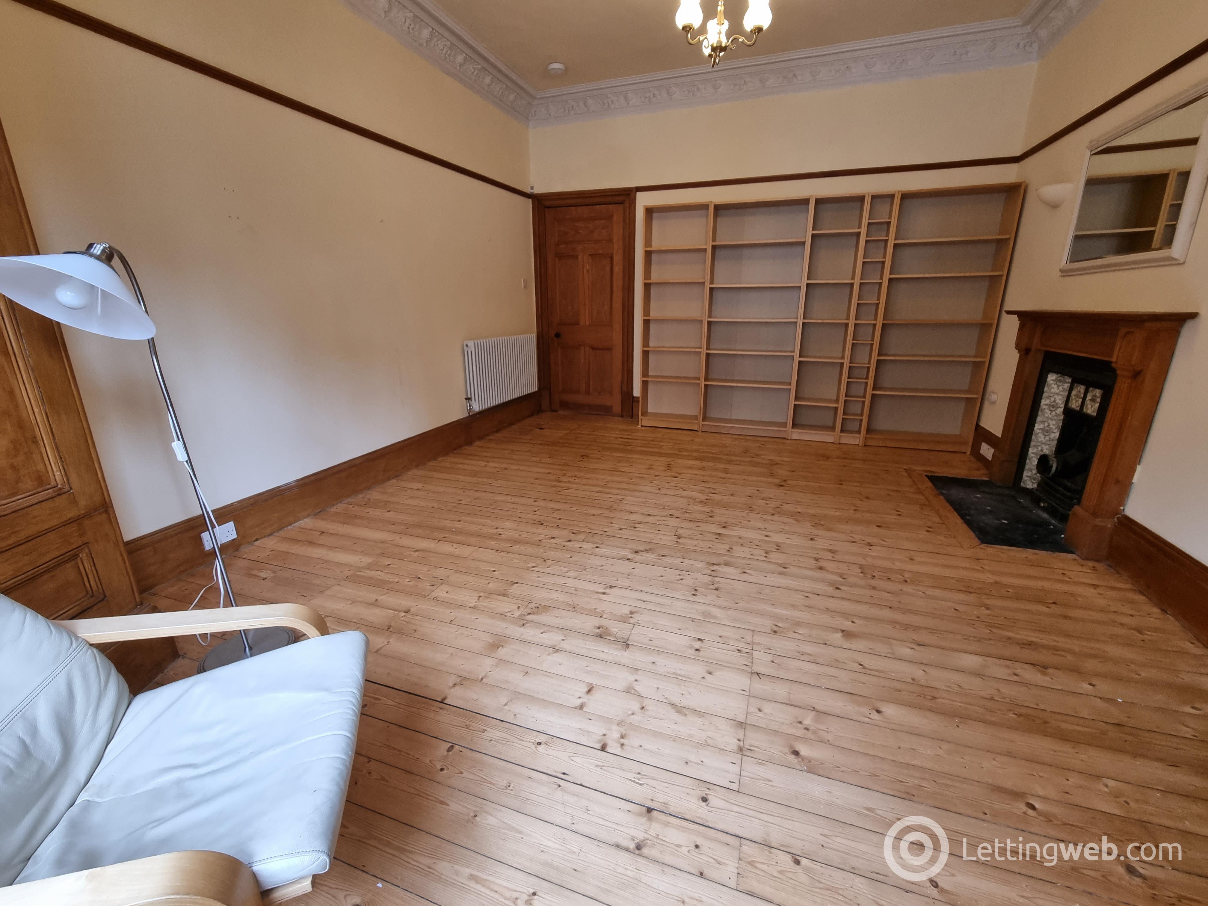 Property to rent in 7 Bellefield Avenue, Dundee, DD1 4NG