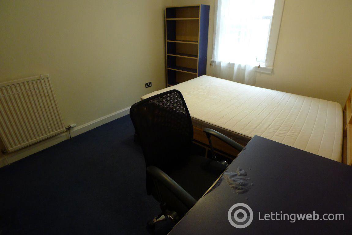 Property to rent in 2 Kidston Court, St Andrews, KY16 9PT