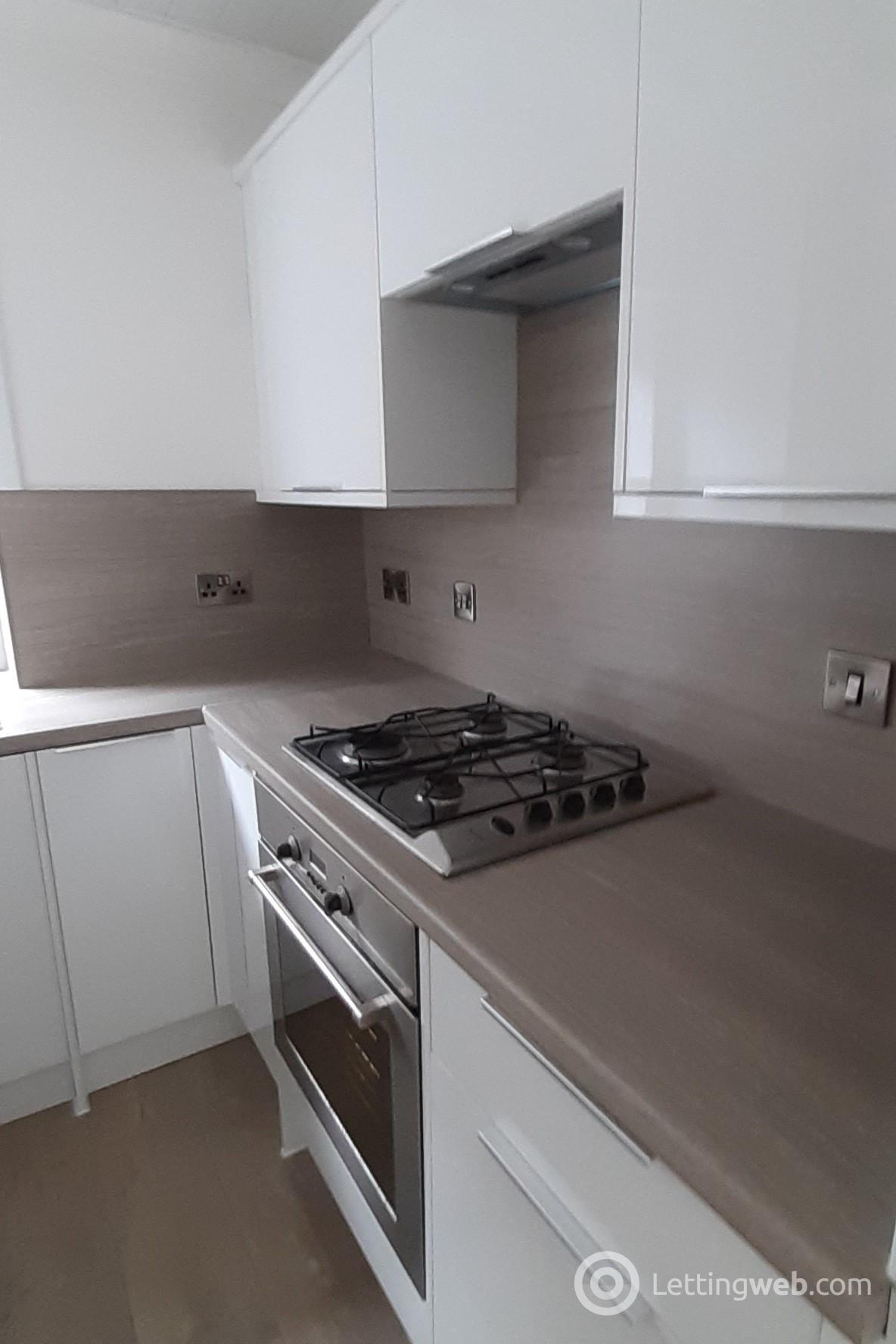 Property to rent in Montford Avenue