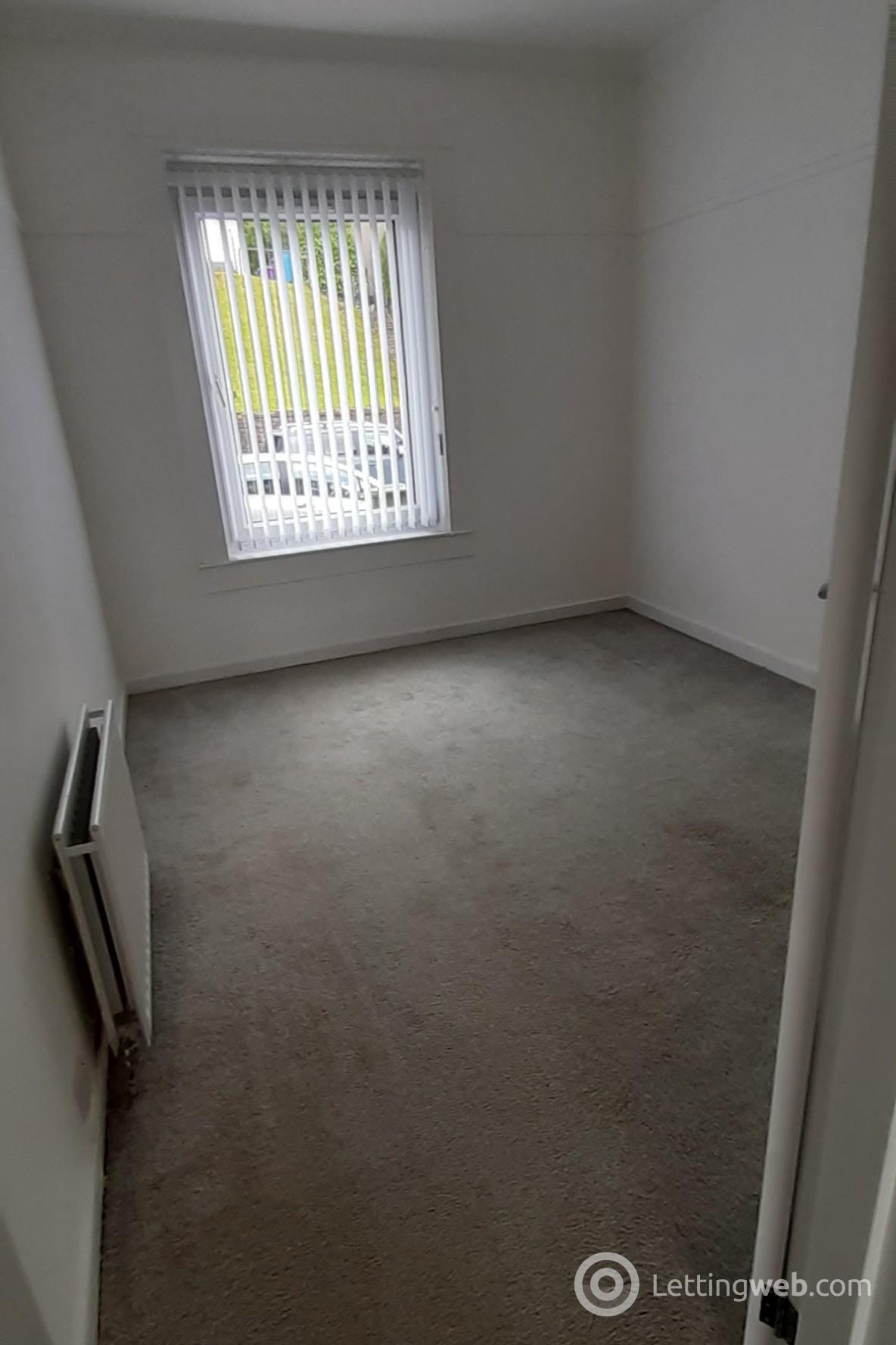 Property to rent in Montford Avenue