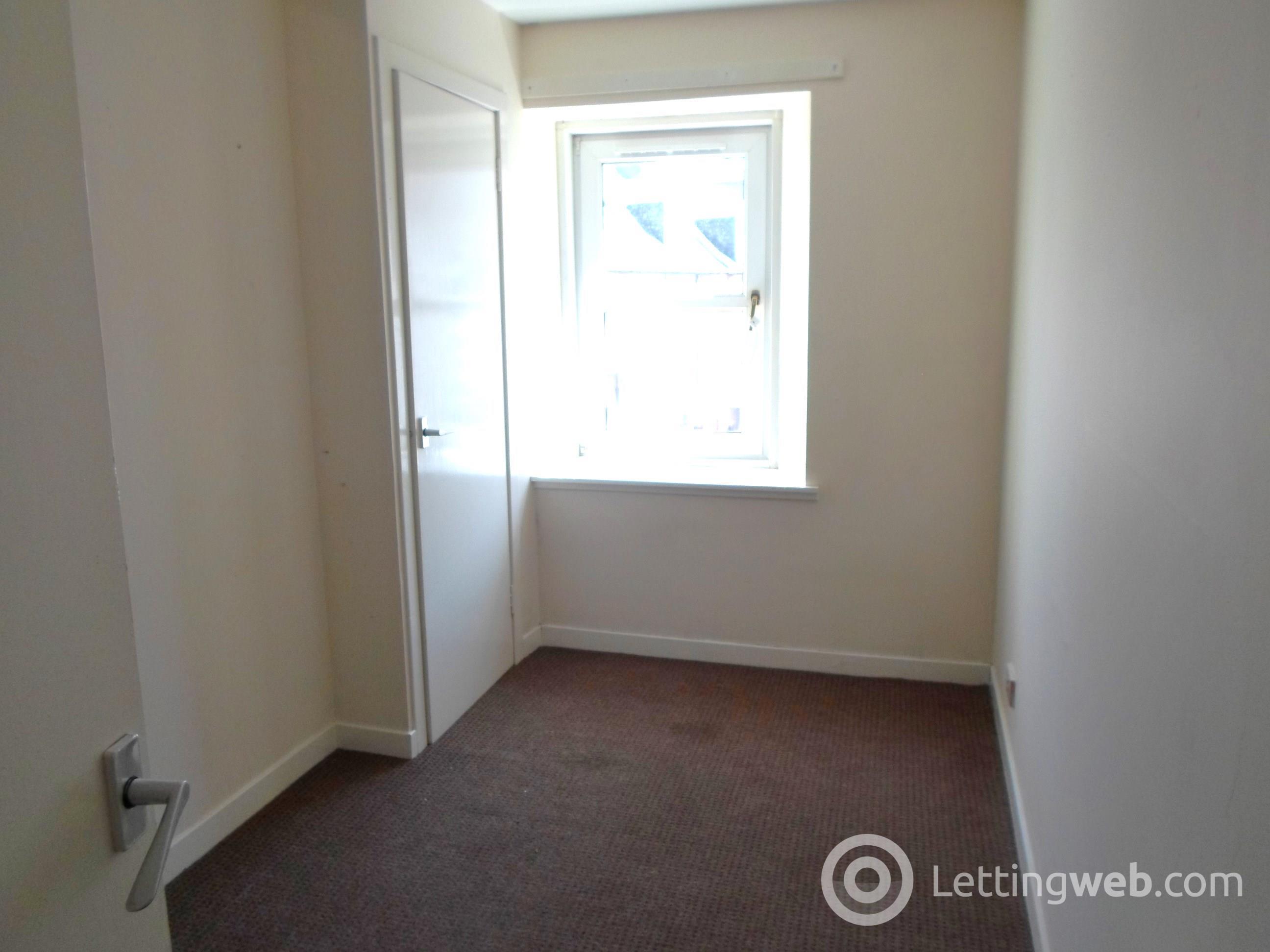 Property to rent in The Roods